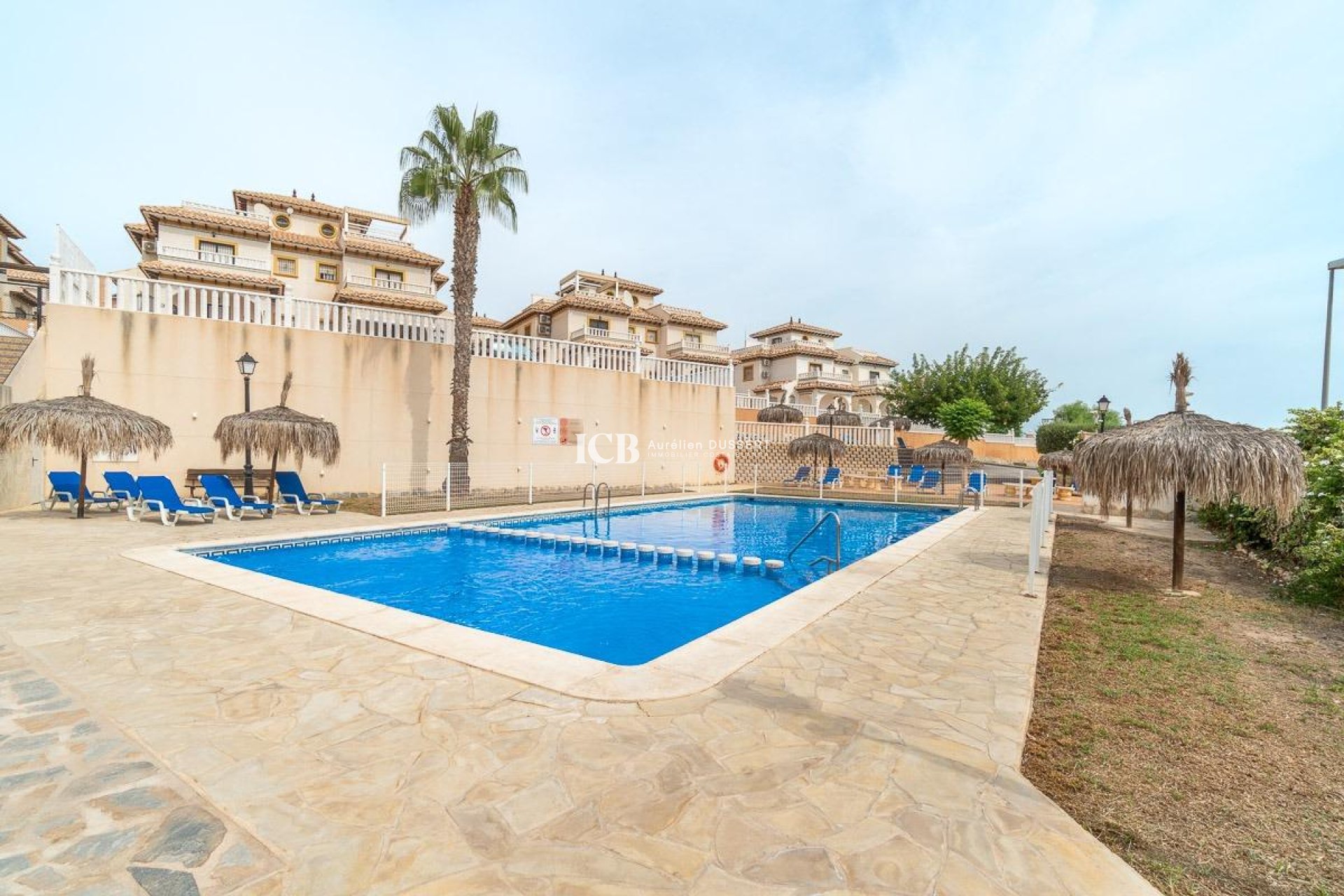 Resale - Villa -
Orihuela Costa - Los Dolses