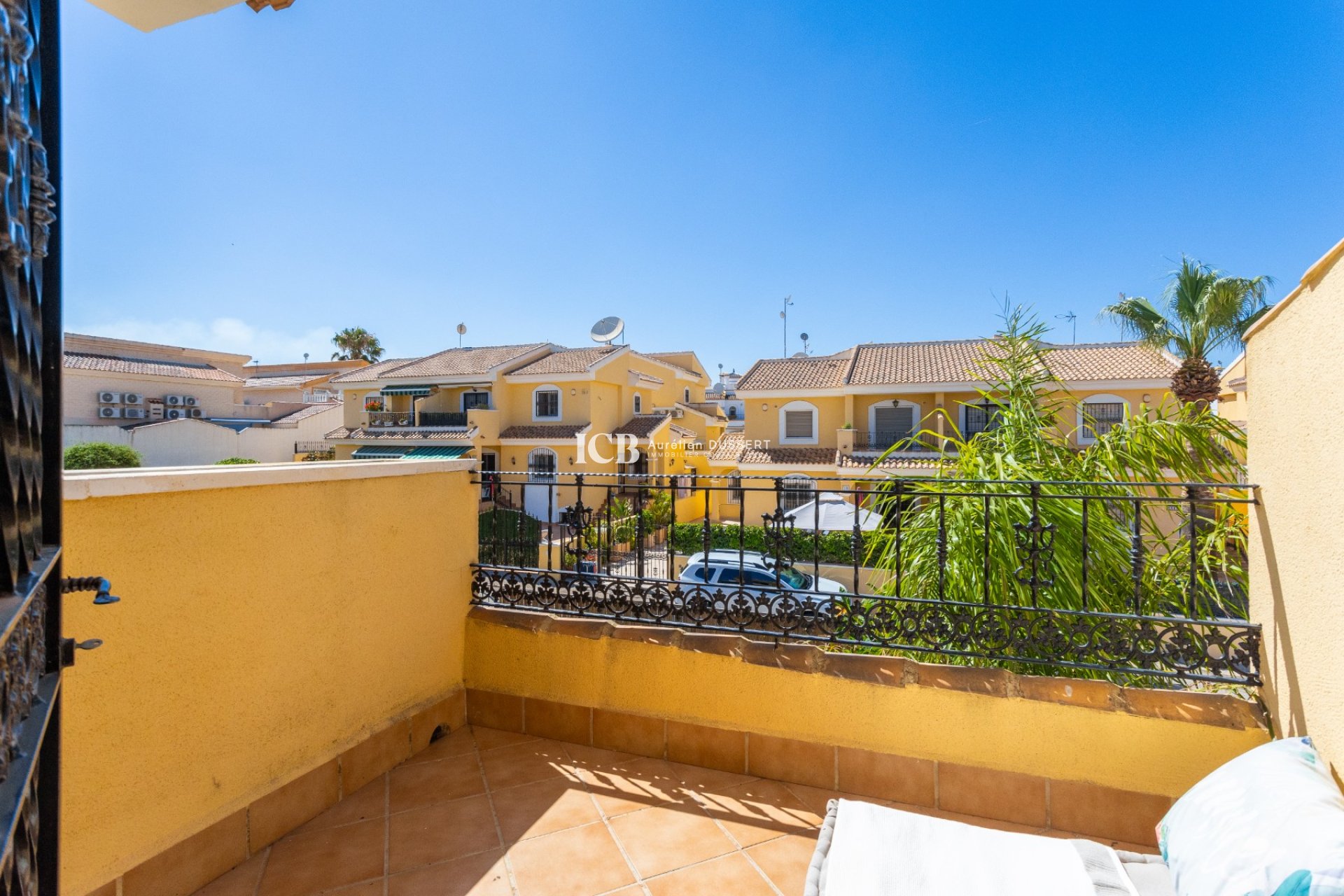 Resale - Villa -
Orihuela Costa - Los Dolses