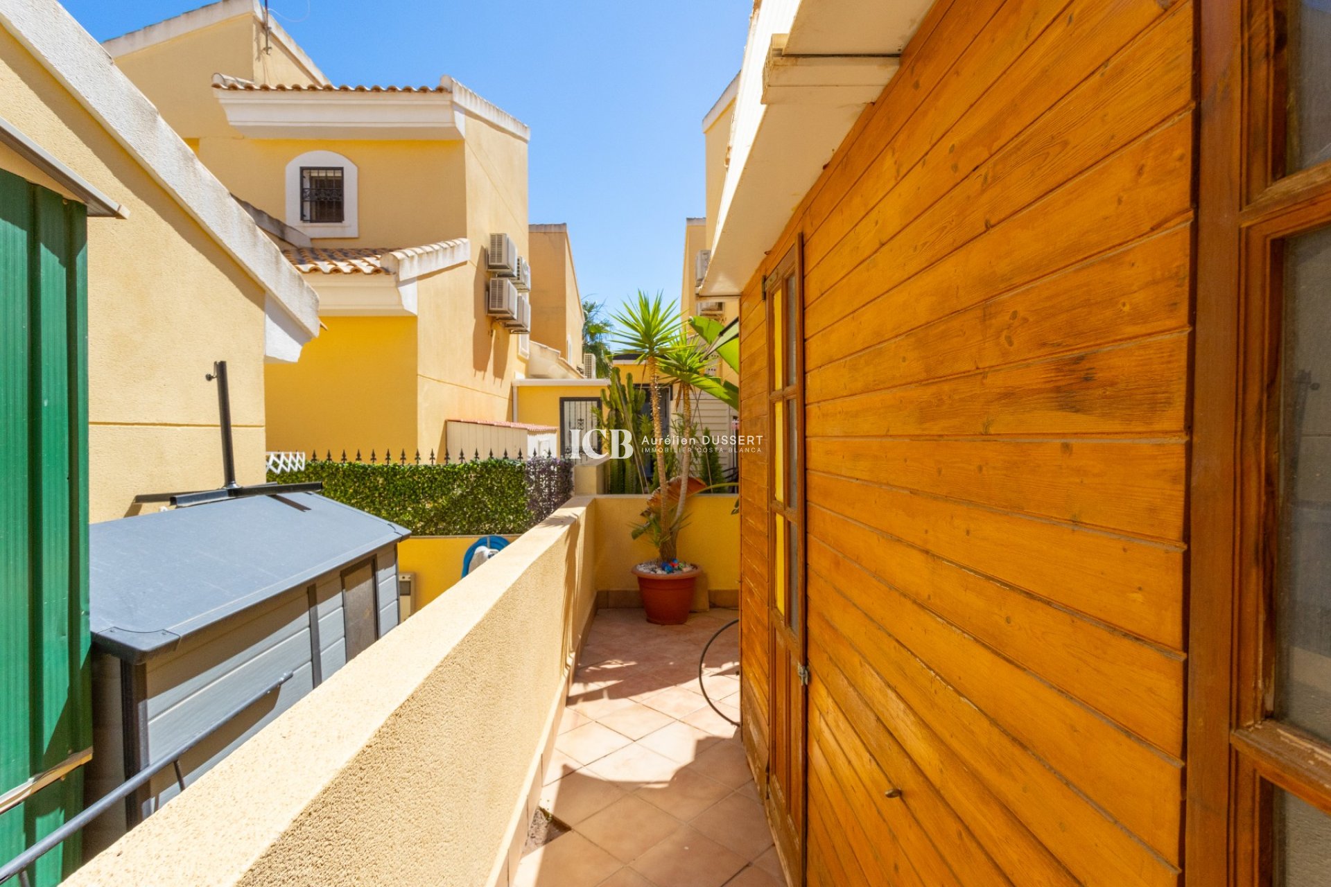 Resale - Villa -
Orihuela Costa - Los Dolses