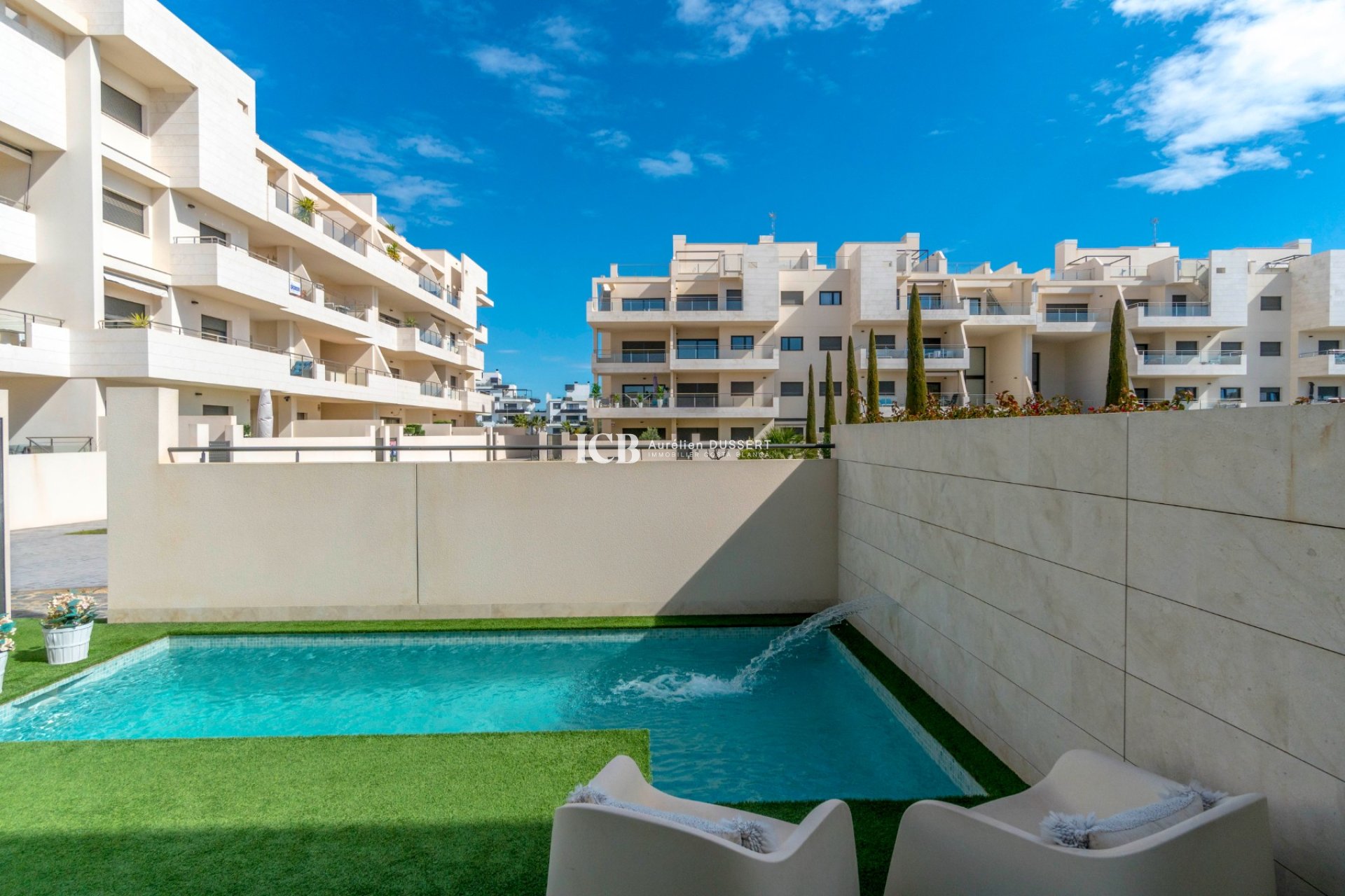 Resale - Villa -
Orihuela Costa - Los Dolses