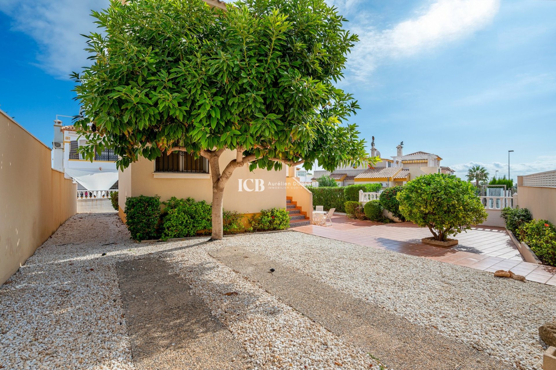 Resale - Villa -
Orihuela Costa - Los Dolses*