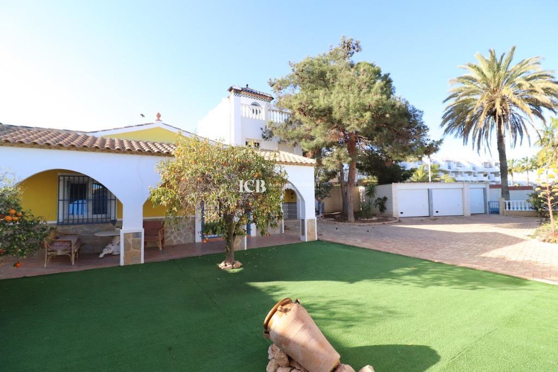 Resale - Villa -
Orihuela Costa - Los Dolses