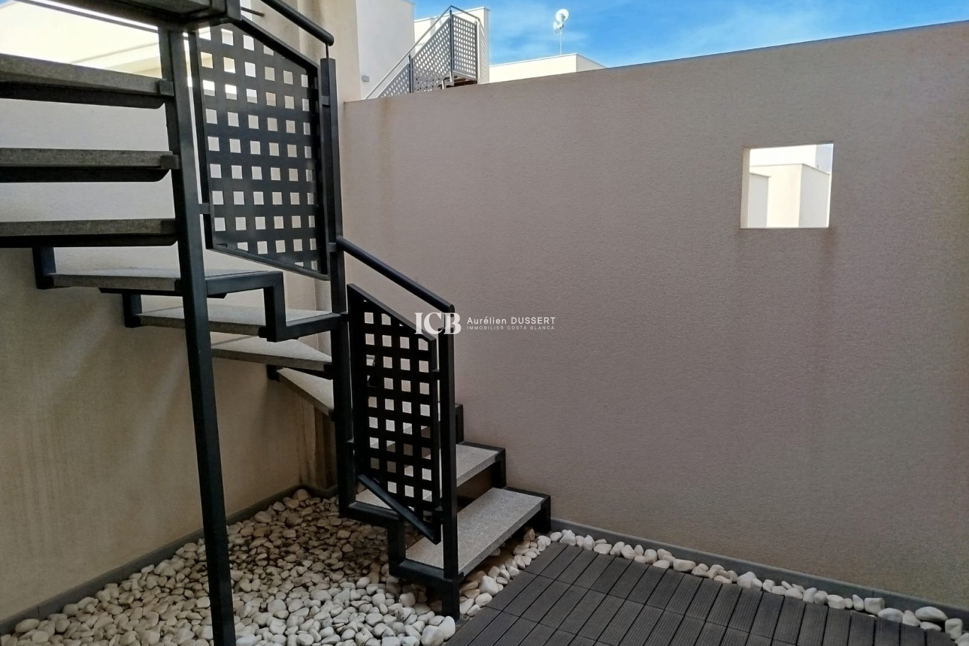 Resale - Villa -
Orihuela Costa - Los Dolses