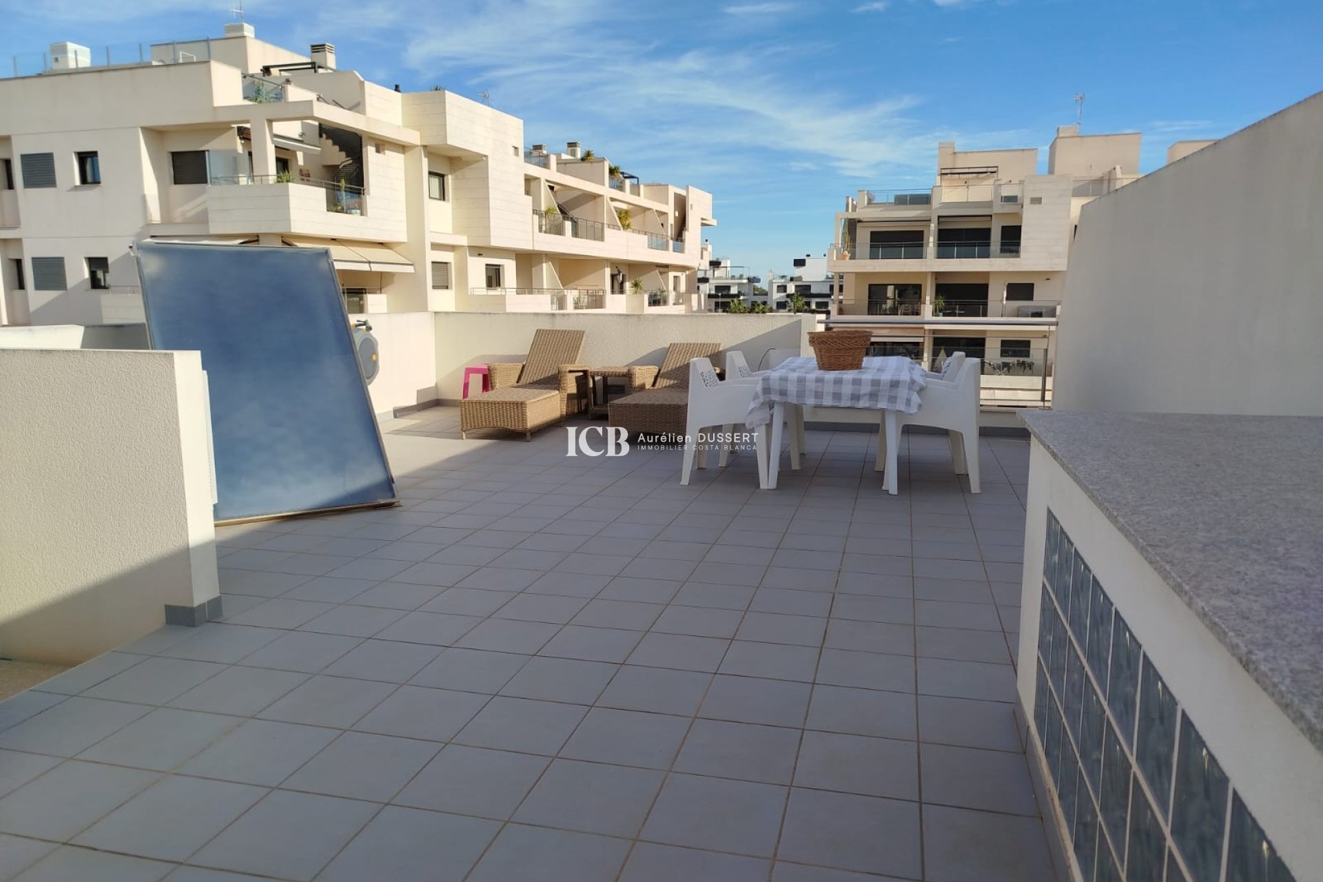 Resale - Villa -
Orihuela Costa - Los Dolses