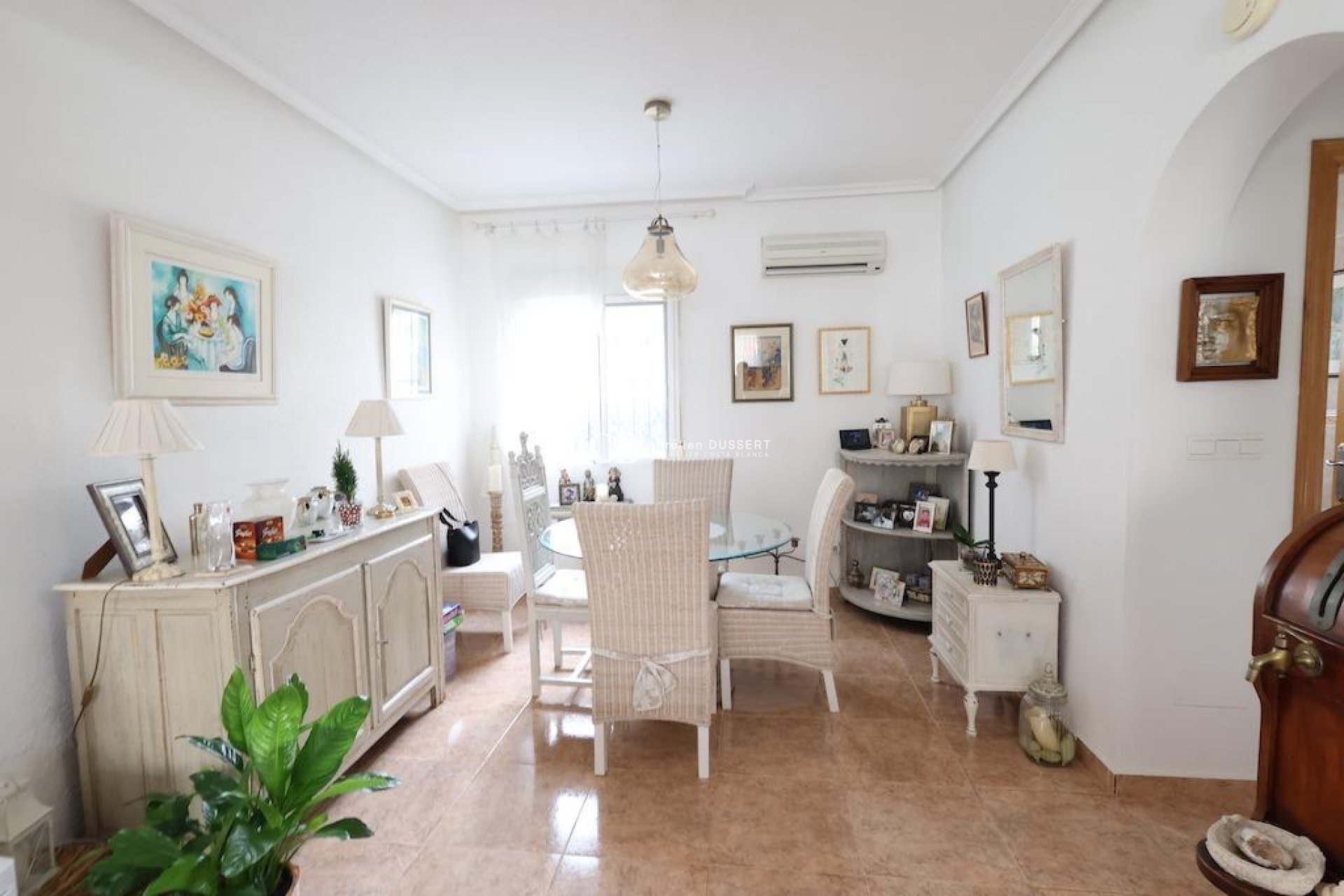 Resale - Villa -
Orihuela Costa - Playa Flamenca Norte