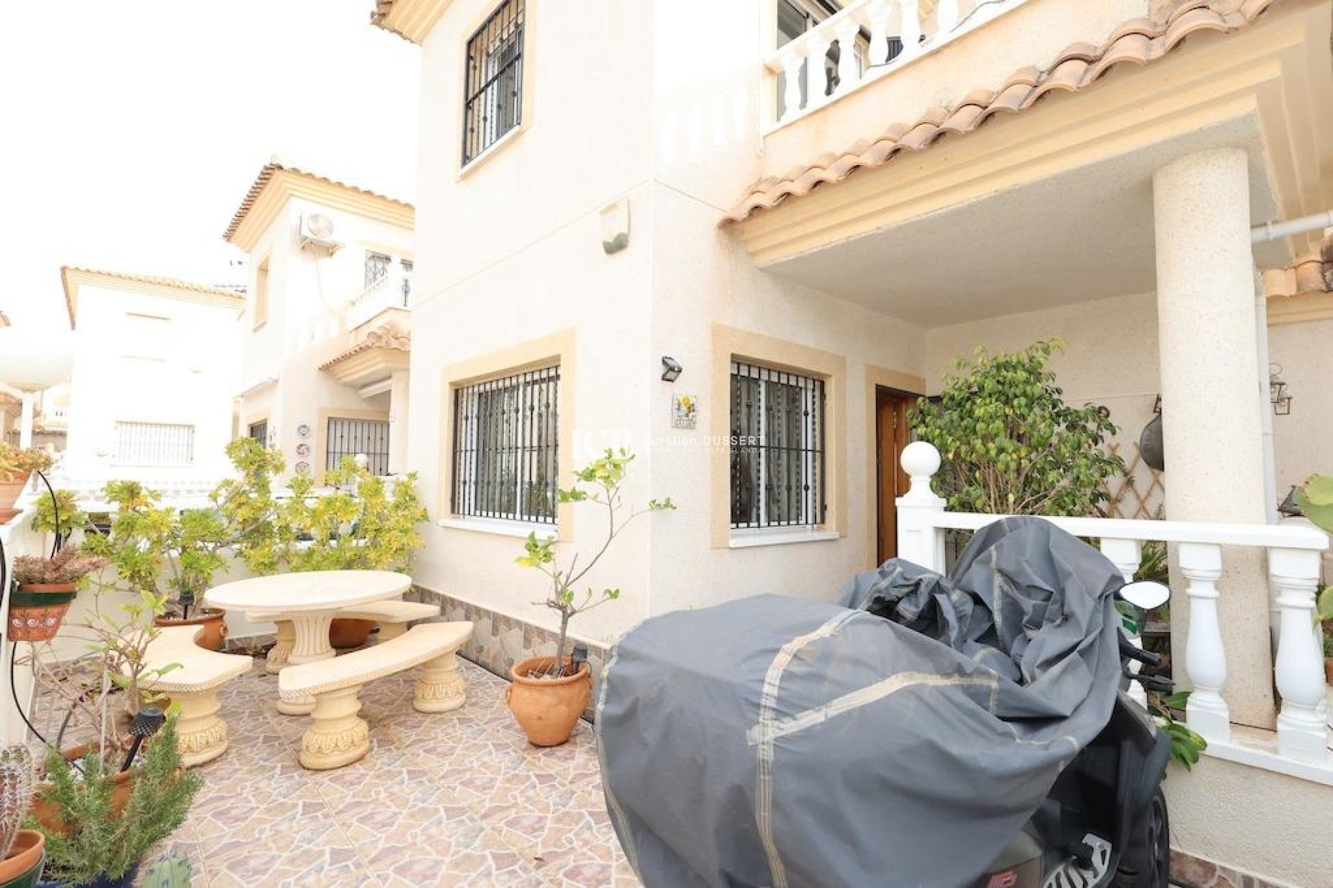 Resale - Villa -
Orihuela Costa - Playa Flamenca Norte