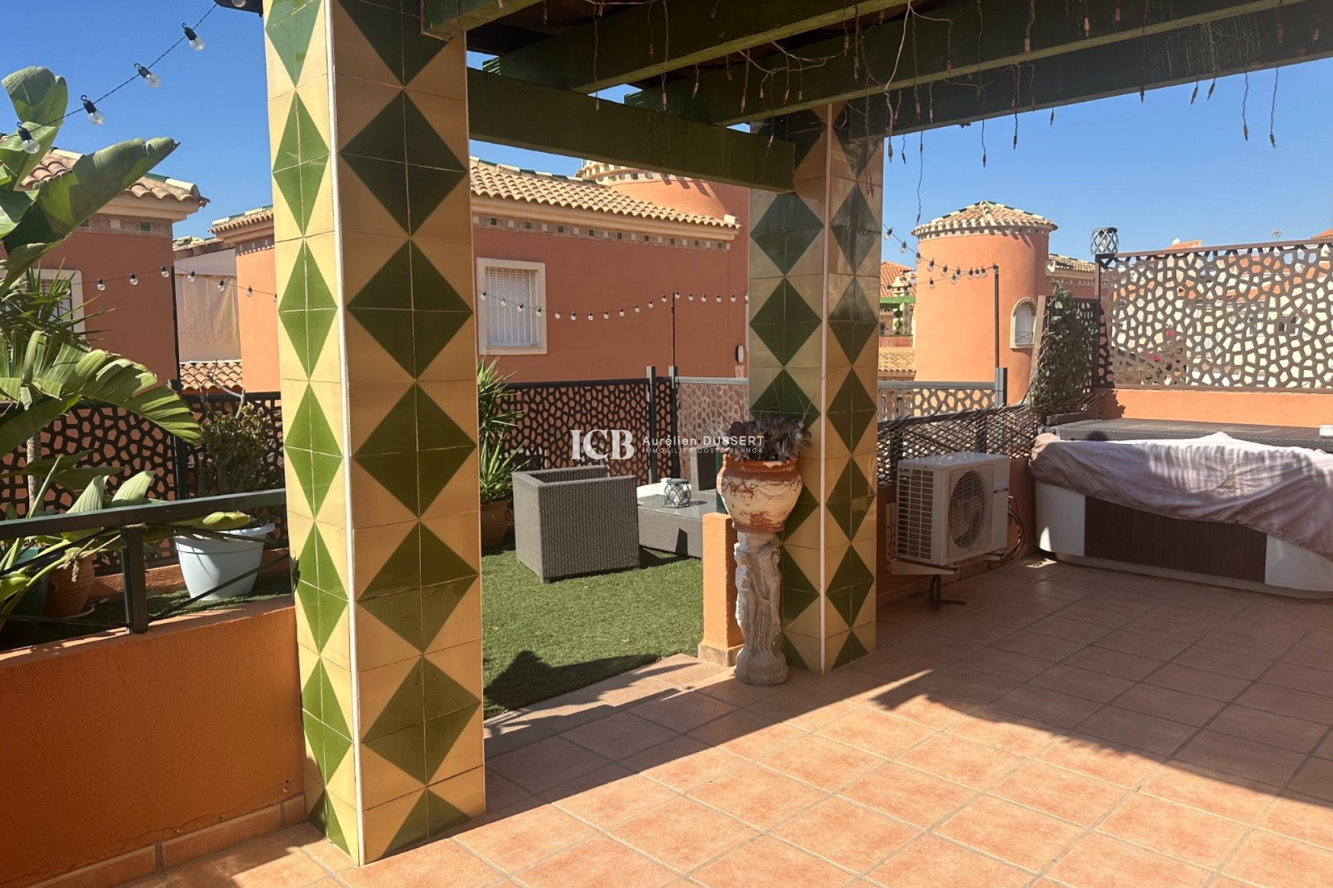 Resale - Villa -
Orihuela Costa - Playa Flamenca