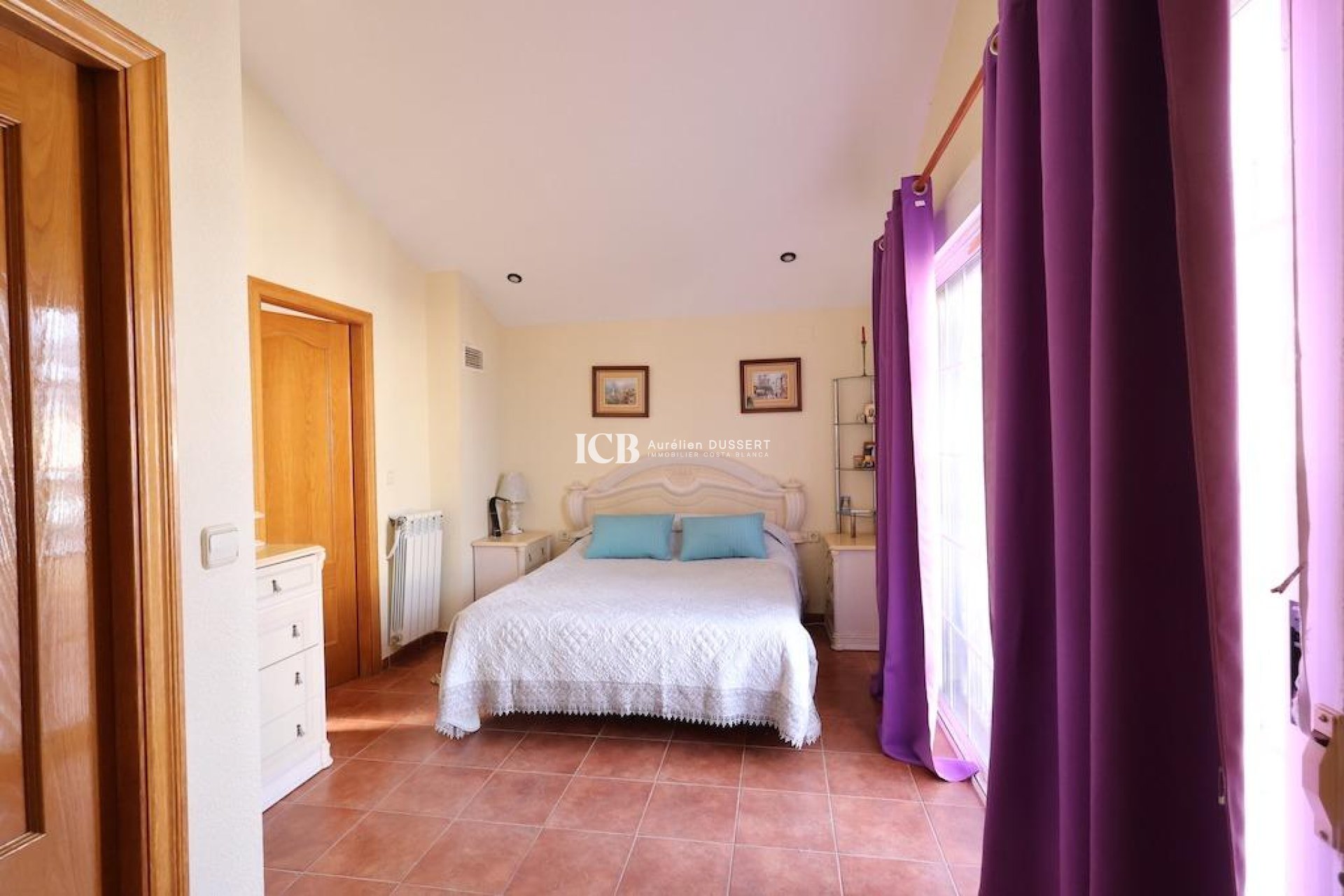 Resale - Villa -
Orihuela Costa - Playa Flamenca