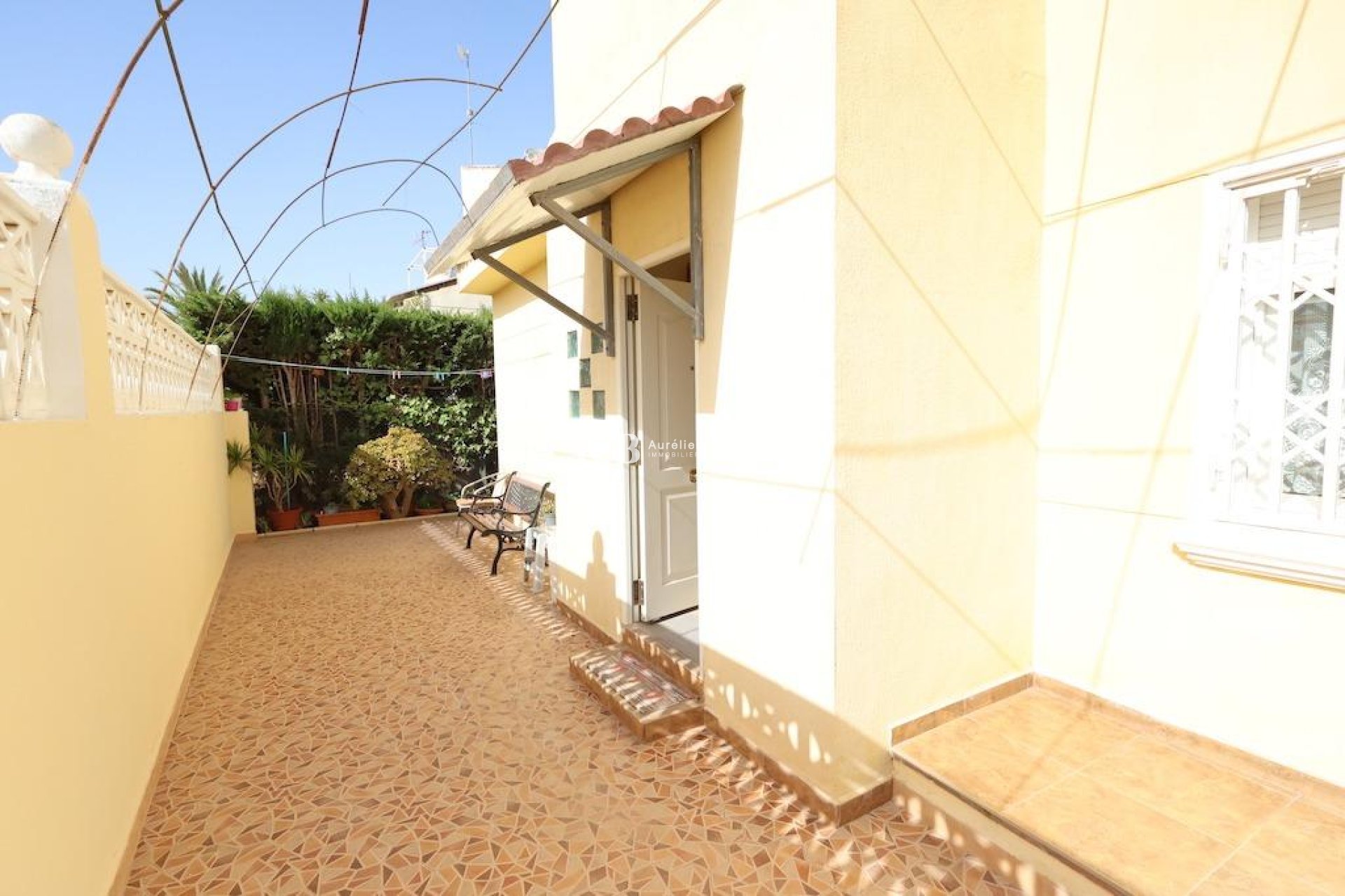 Resale - Villa -
Orihuela Costa - Playa Flamenca