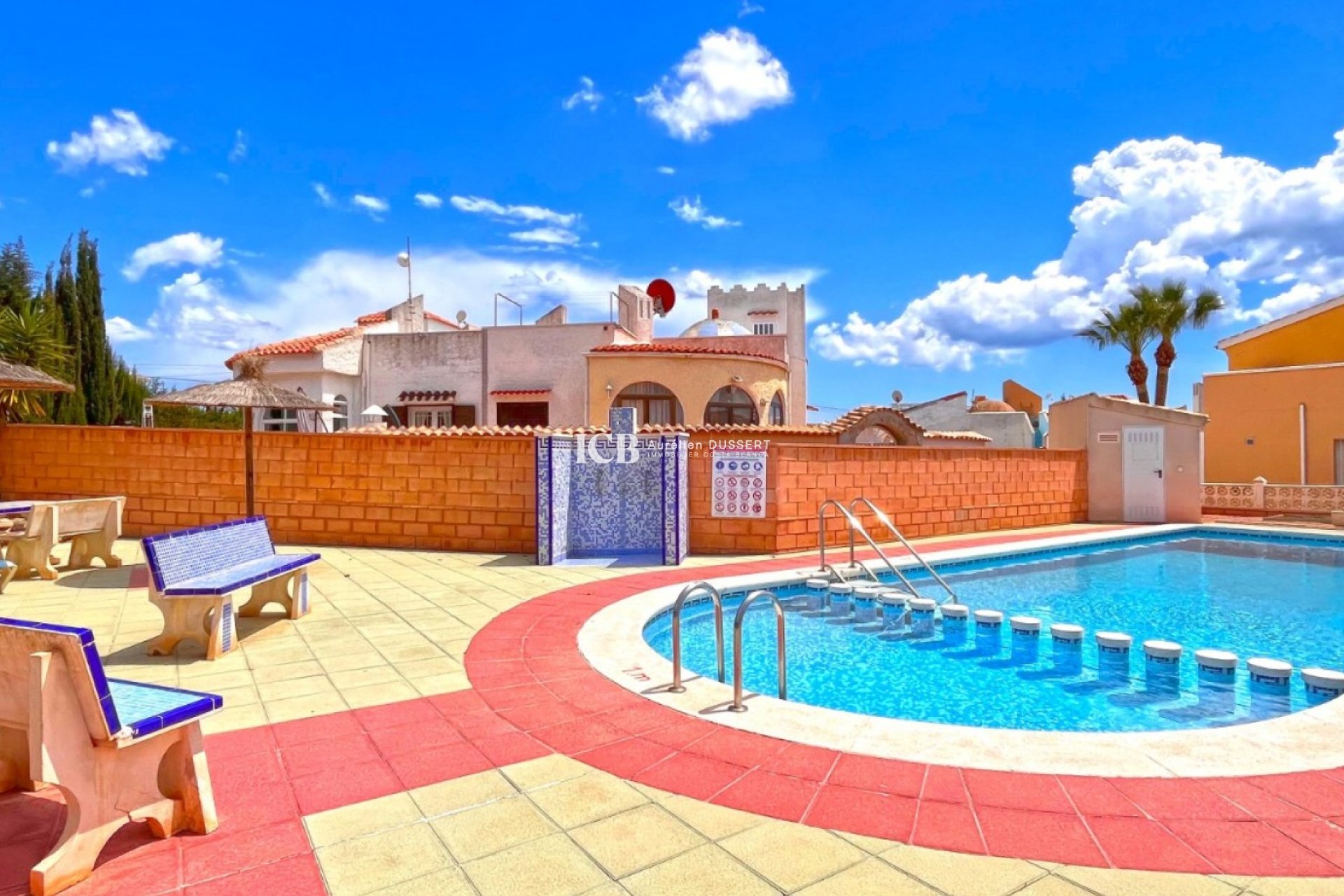 Resale - Villa -
Orihuela Costa - Playa Flamenca