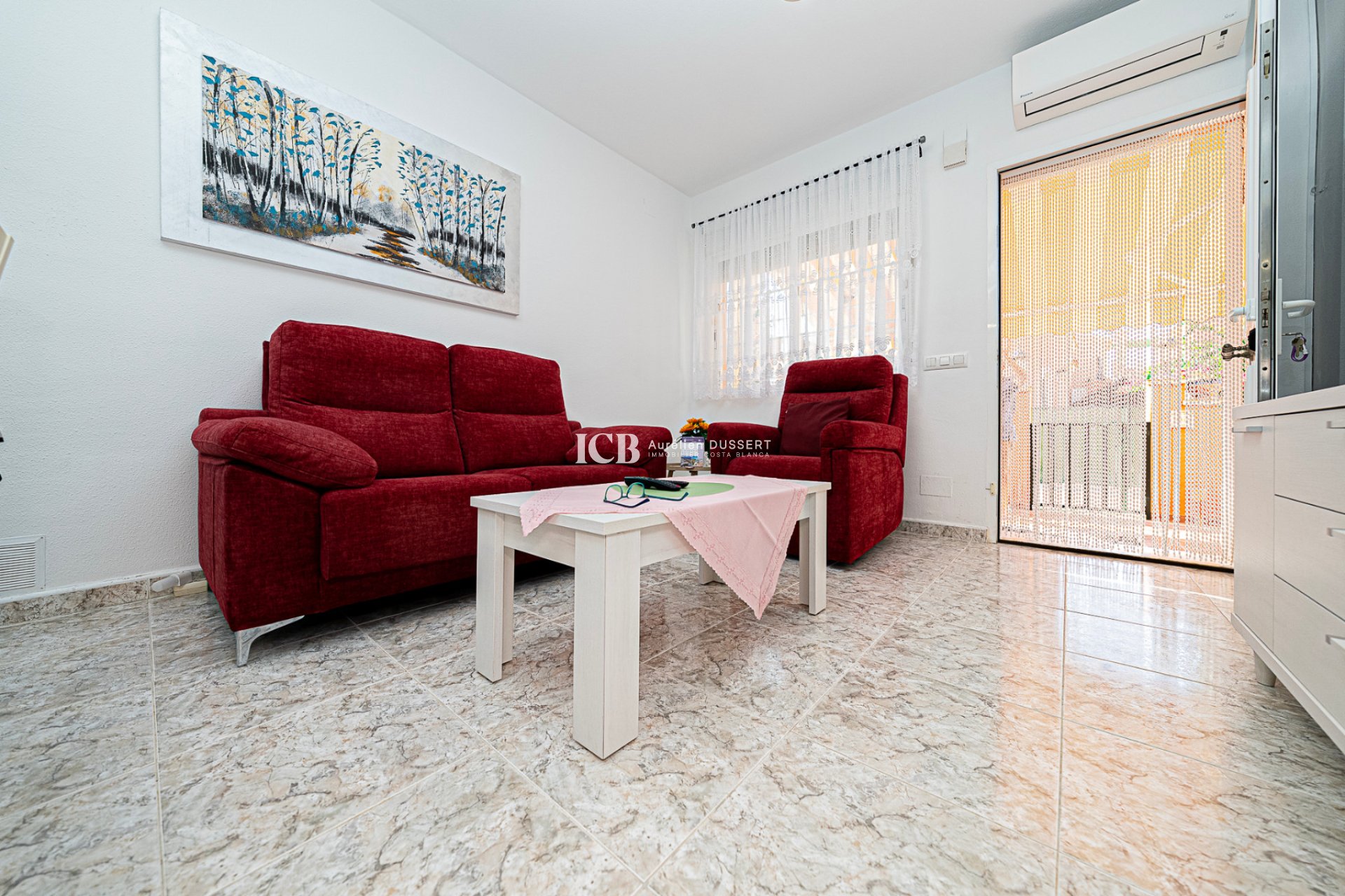 Resale - Villa -
Orihuela Costa - Playa Flamenca