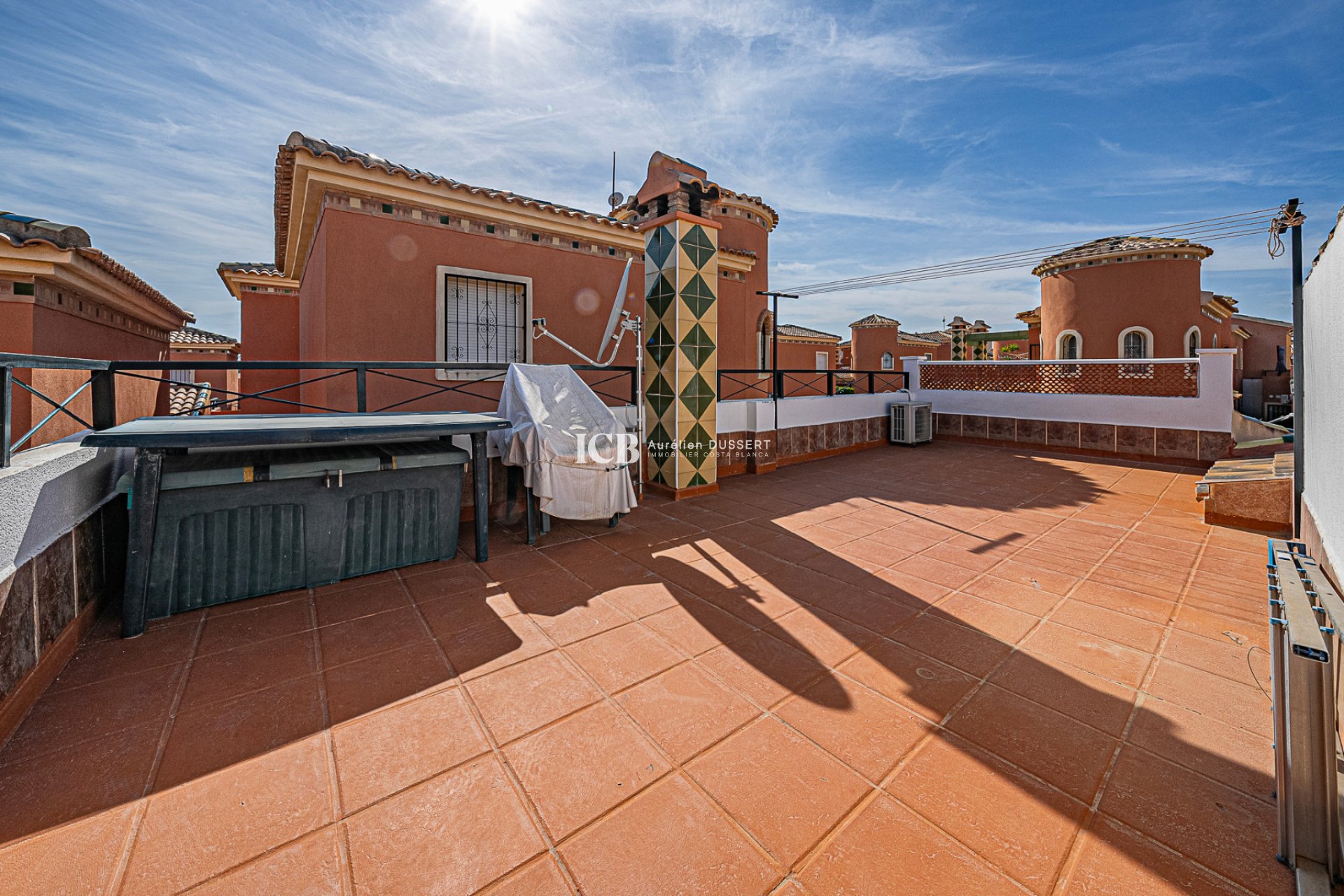 Resale - Villa -
Orihuela Costa - Playa Flamenca