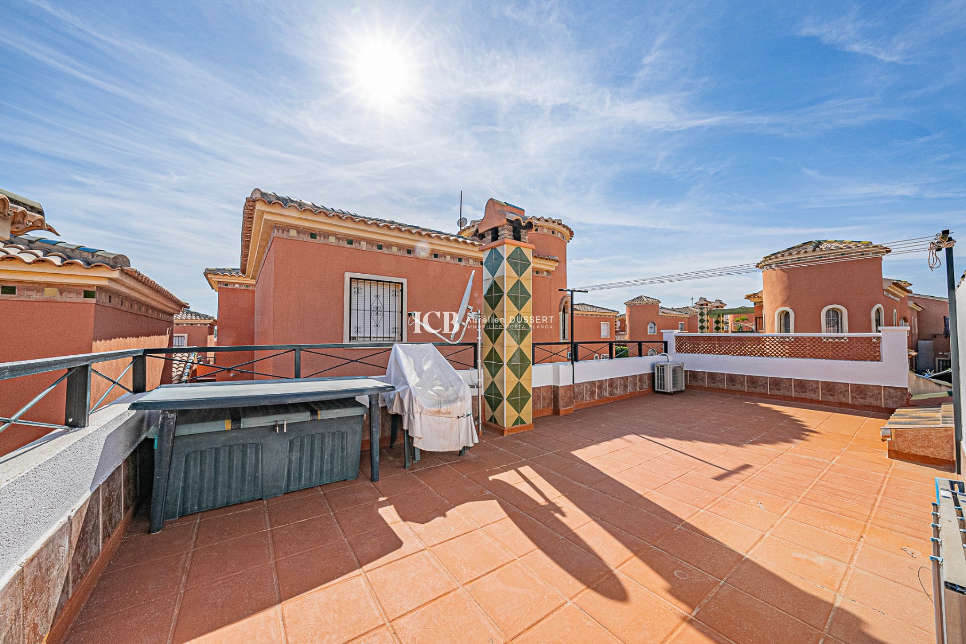 Resale - Villa -
Orihuela Costa - Playa Flamenca