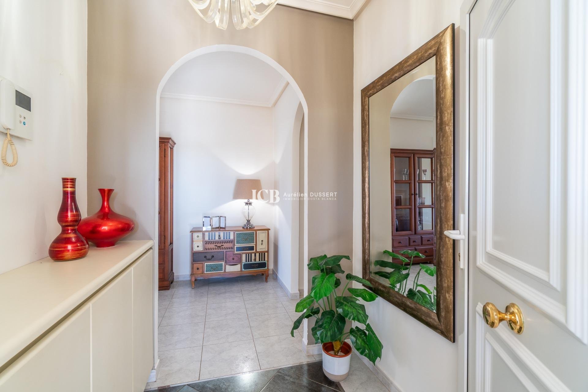 Resale - Villa -
Orihuela Costa - Playa Flamenca
