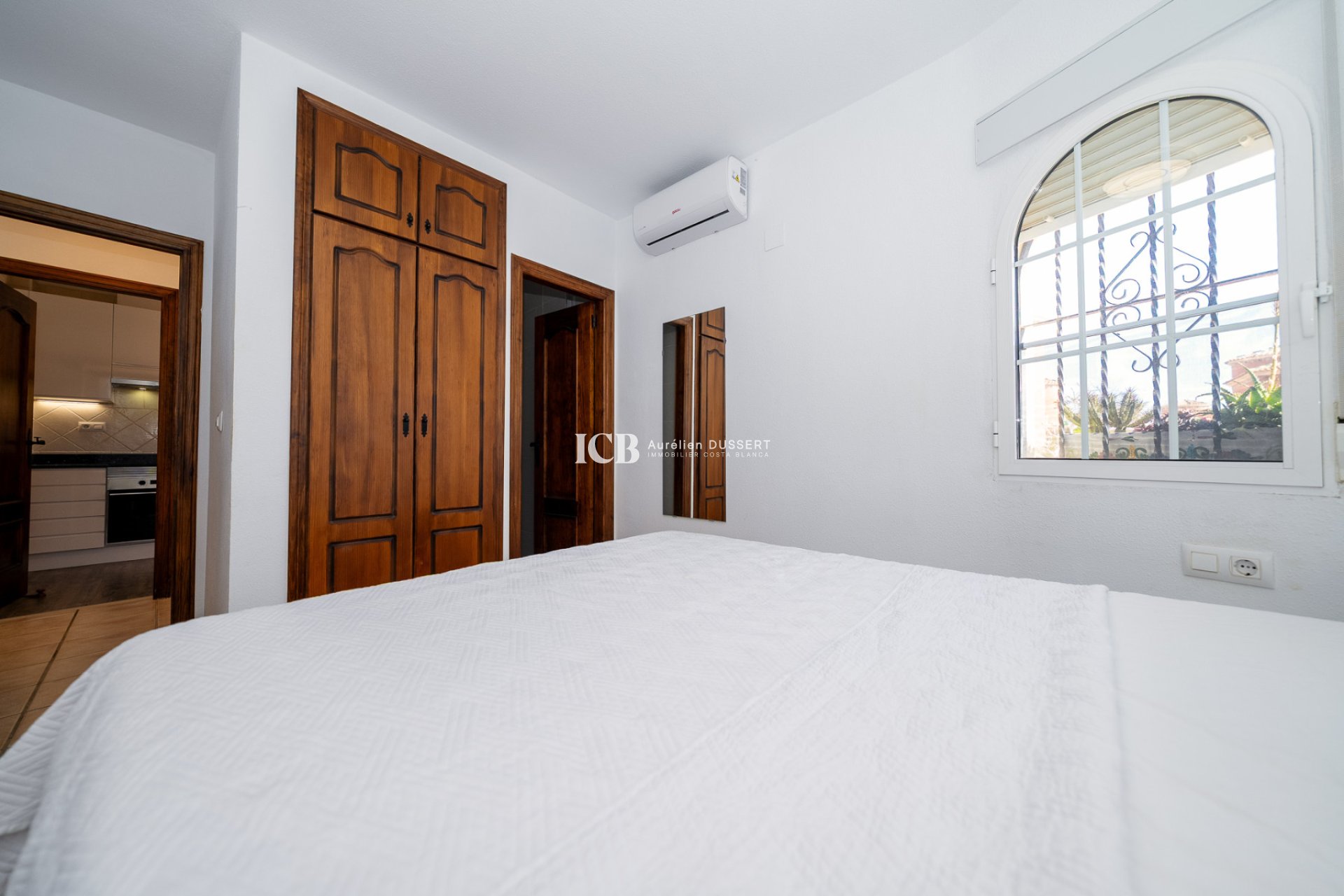 Resale - Villa -
Orihuela Costa - Sportcentre