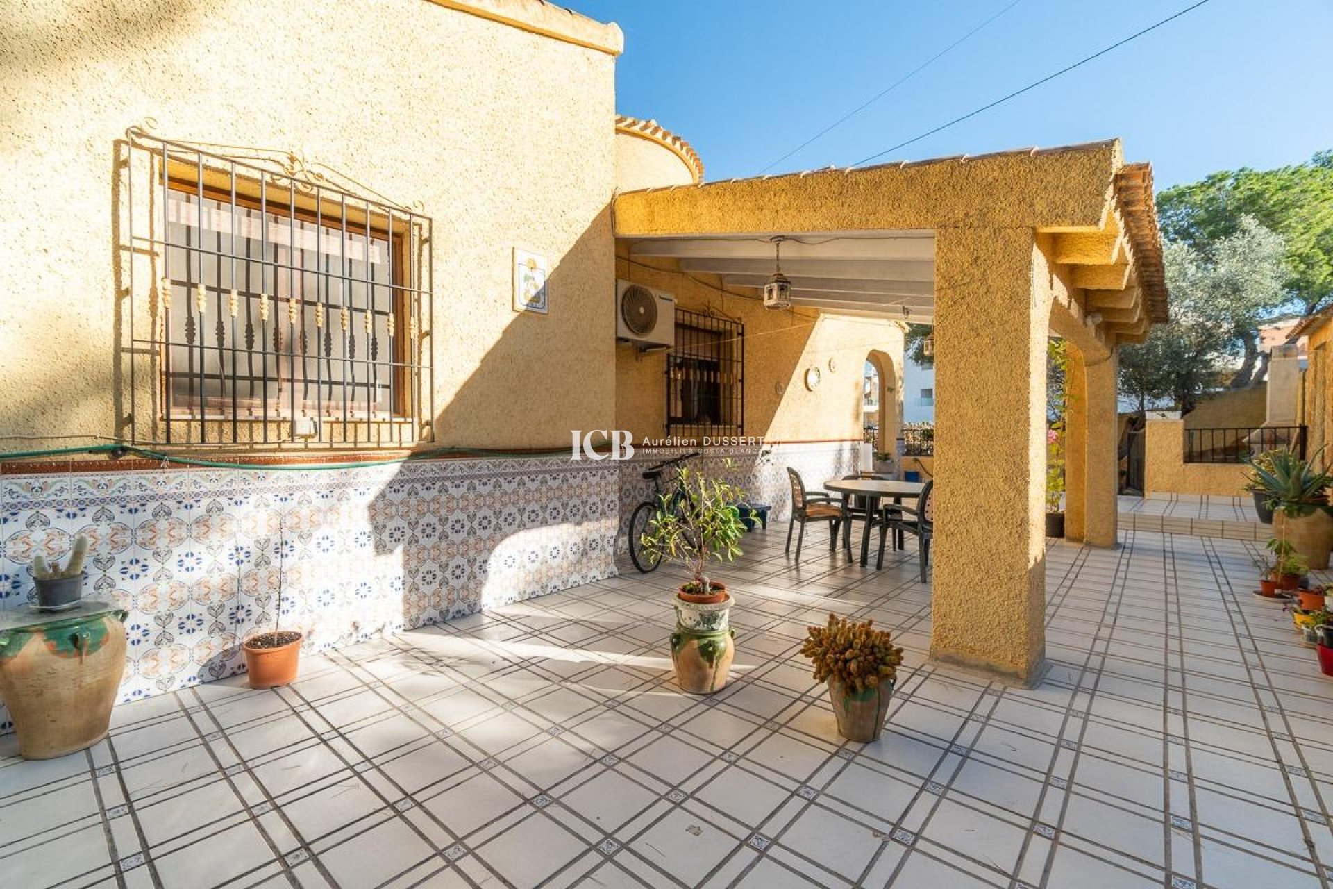 Resale - Villa -
Orihuela Costa - Villamartín-Las Filipinas