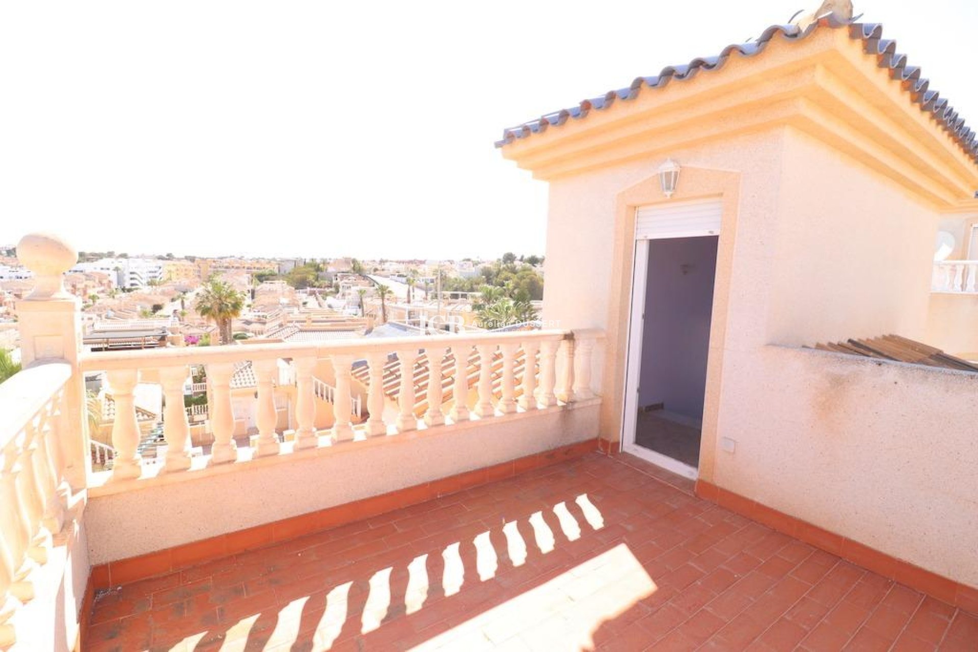 Resale - Villa -
Orihuela Costa - Villamartín