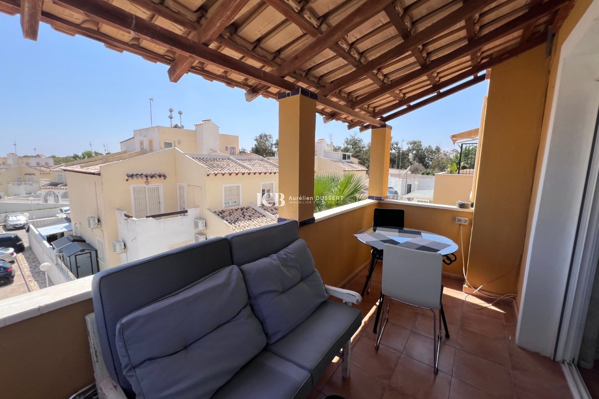 Resale - Villa -
Orihuela Costa - Villamartín