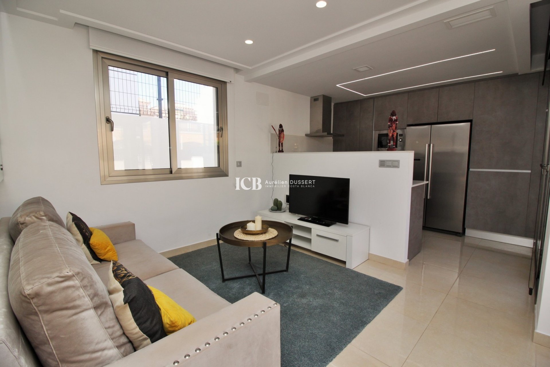 Resale - Villa -
Orihuela Costa - Villamartín