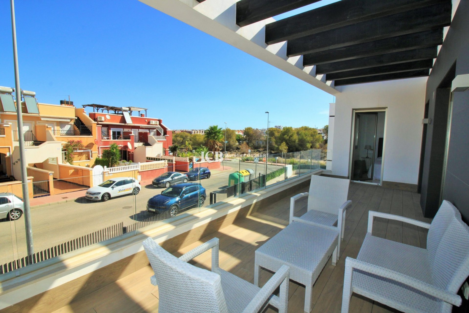 Resale - Villa -
Orihuela Costa - Villamartín