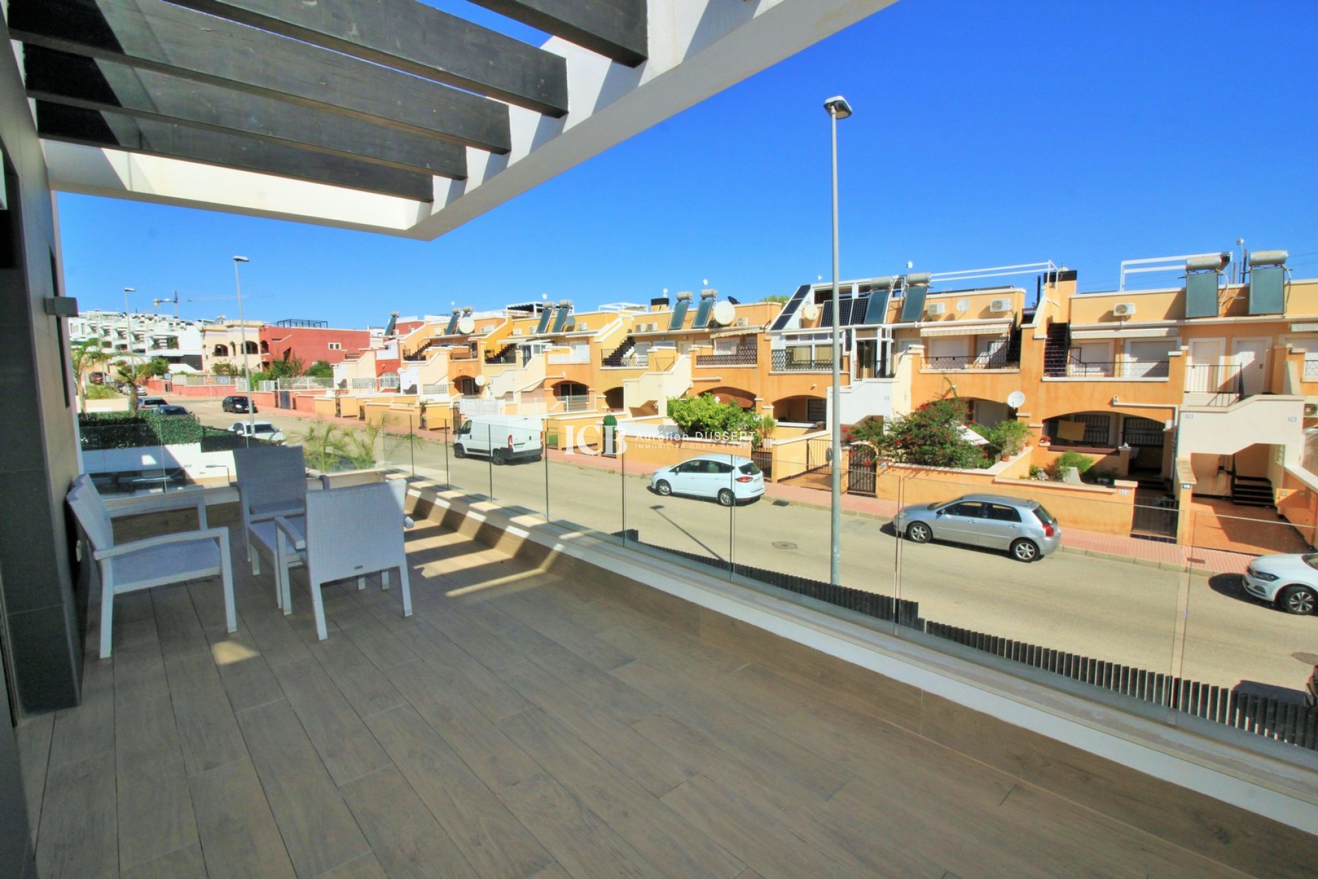 Resale - Villa -
Orihuela Costa - Villamartín