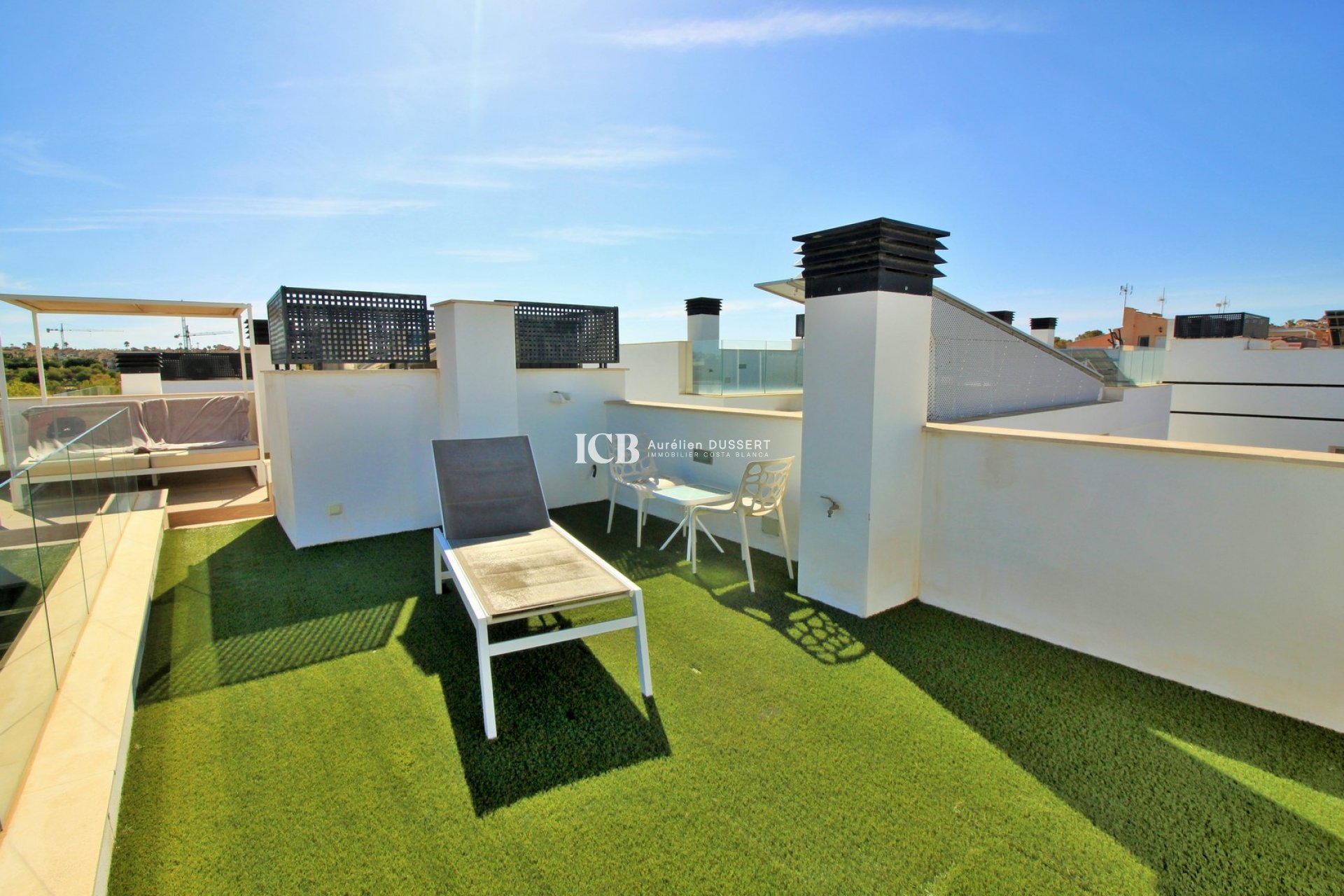 Resale - Villa -
Orihuela Costa - Villamartín