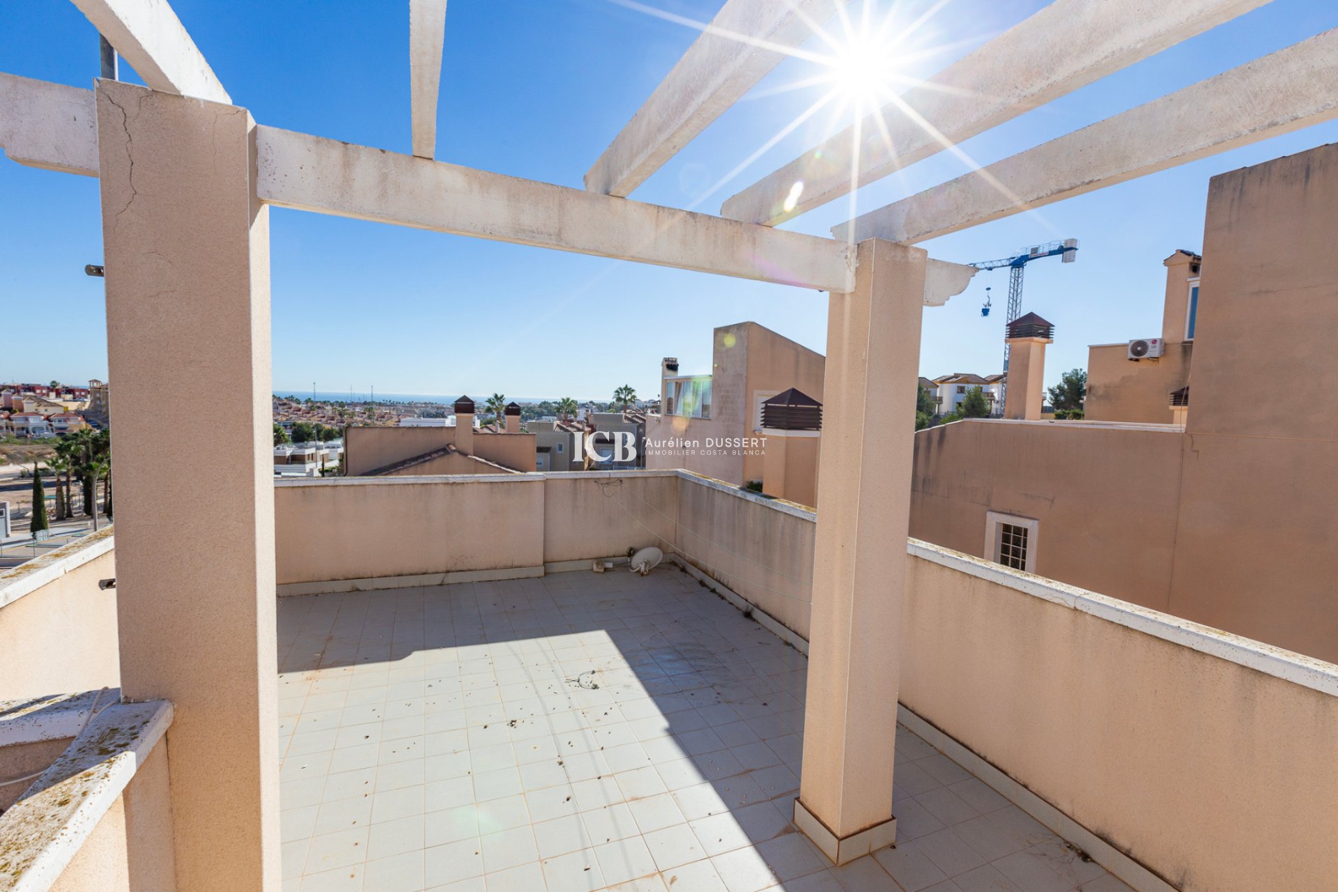 Resale - Villa -
Orihuela Costa - Villamartín