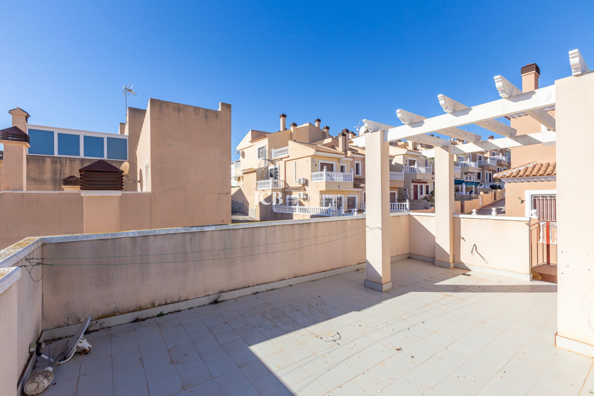 Resale - Villa -
Orihuela Costa - Villamartín