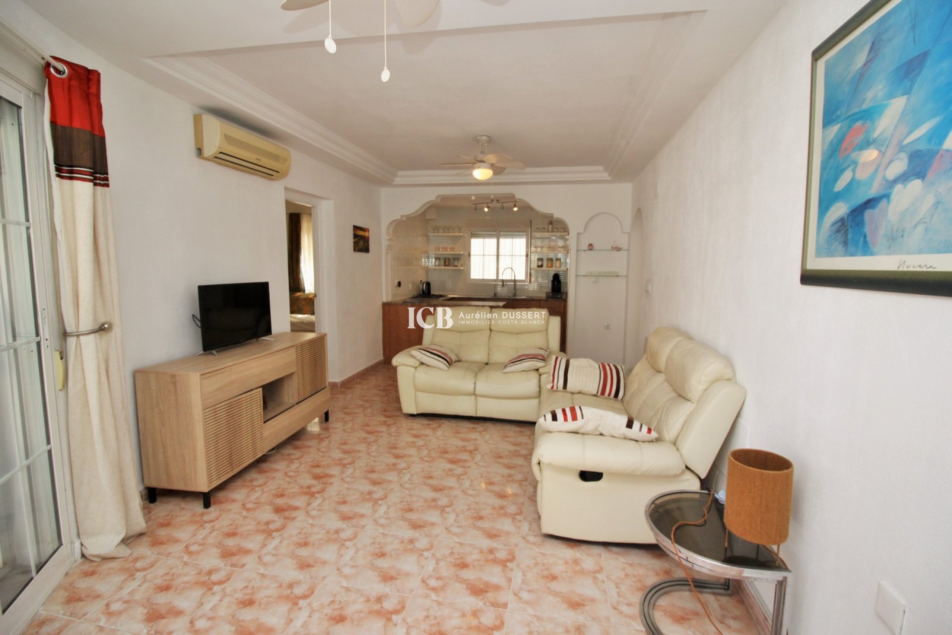 Resale - Villa -
Orihuela Costa - Villamartín