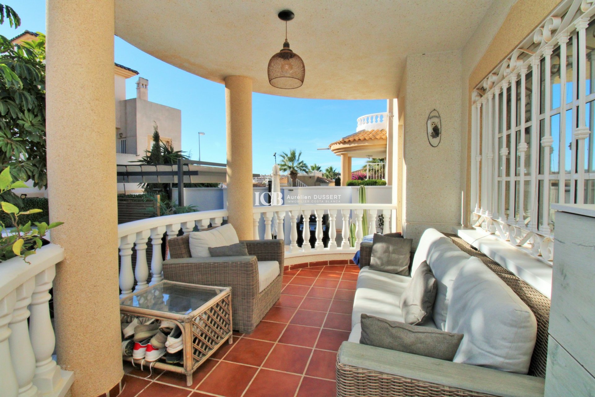 Resale - Villa -
Orihuela Costa - Villamartín