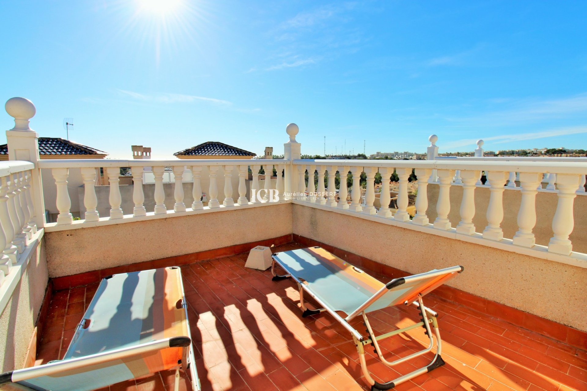 Resale - Villa -
Orihuela Costa - Villamartín