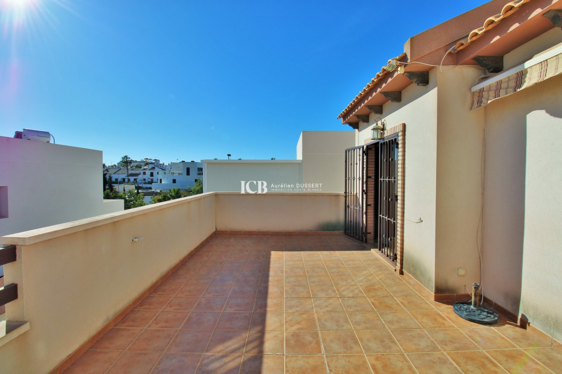 Resale - Villa -
Orihuela Costa - Villamartín