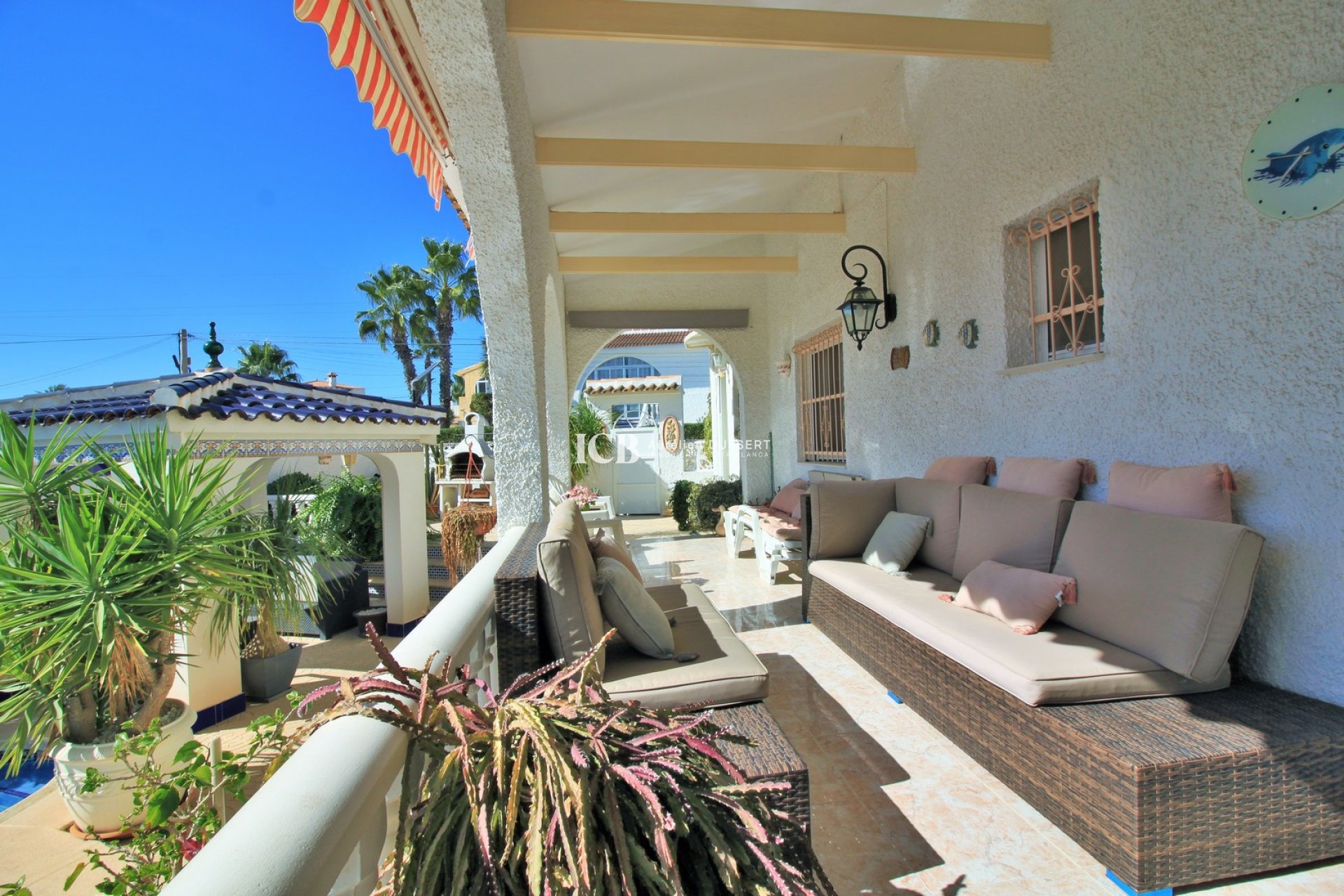 Resale - Villa -
Orihuela Costa - Villamartín