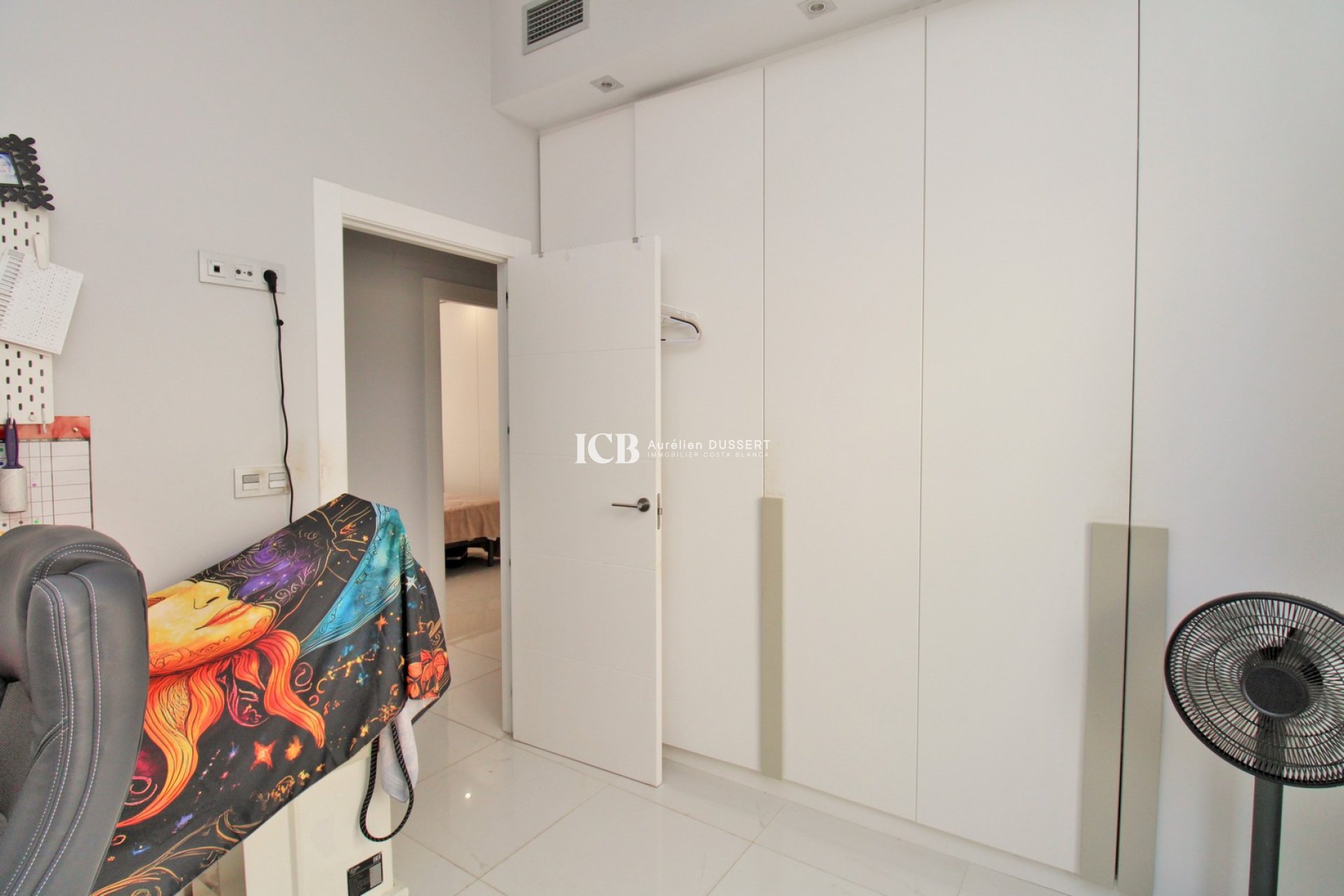 Resale - Villa -
Orihuela Costa - Villamartín