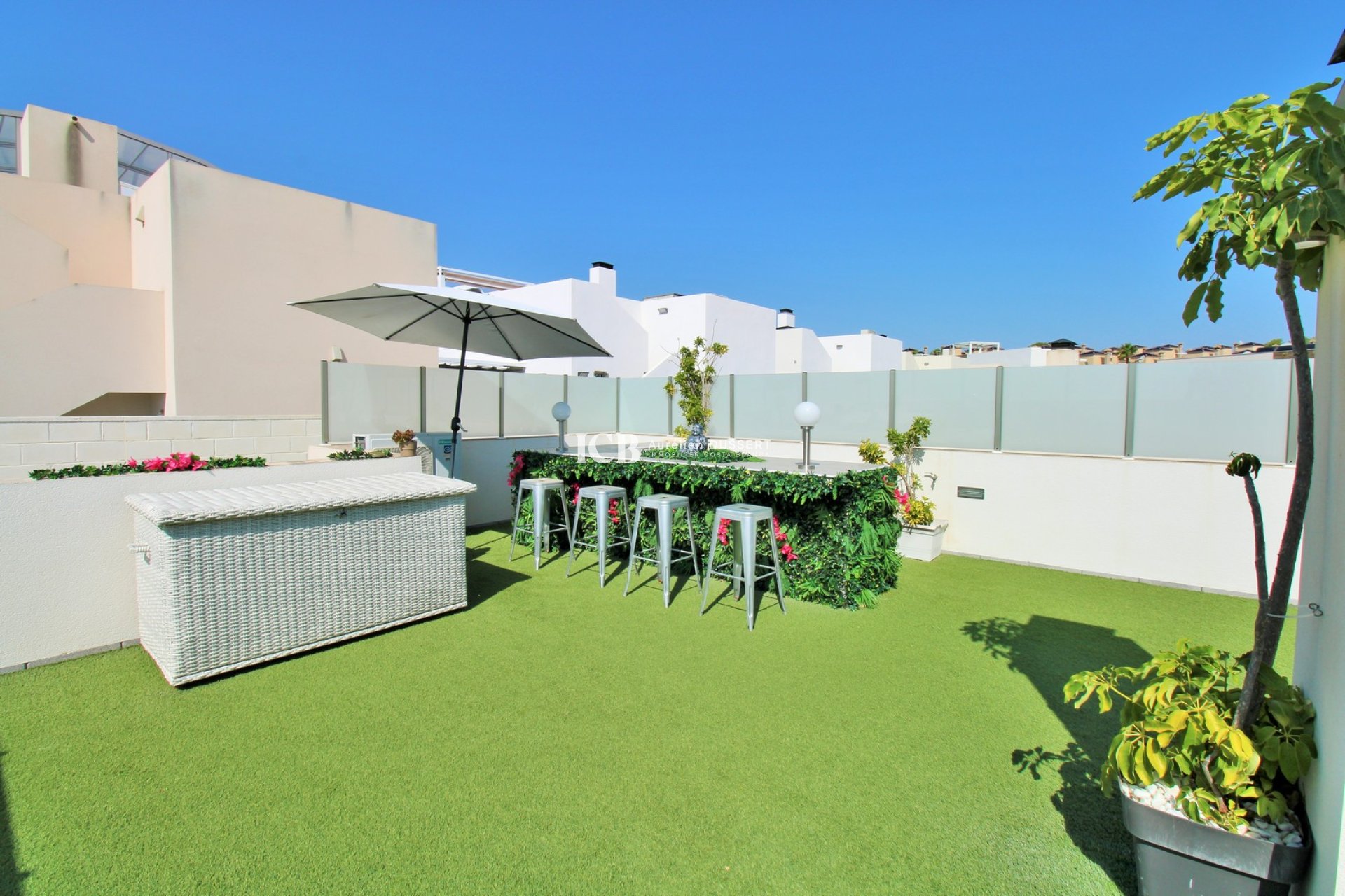 Resale - Villa -
Orihuela Costa - Villamartín