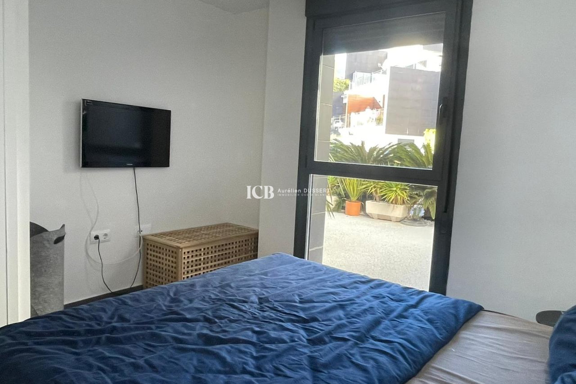 Resale - Villa -
Orihuela Costa - Villamartín