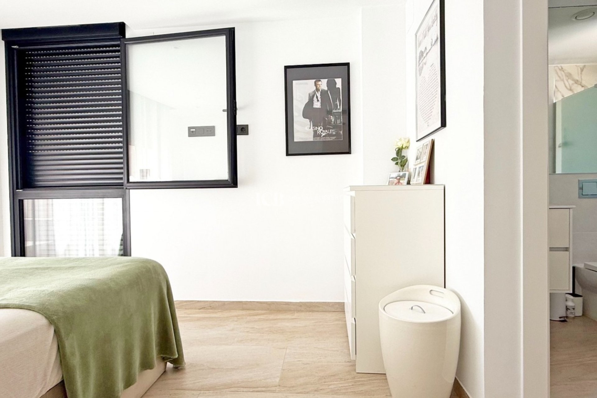 Resale - Villa -
Orihuela Costa - Villamartín