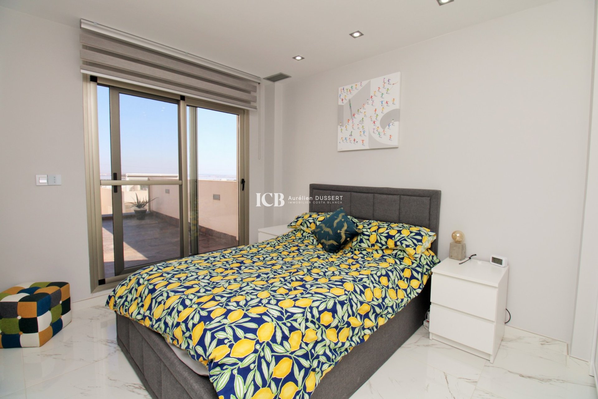 Resale - Villa -
Orihuela Costa - Villamartín