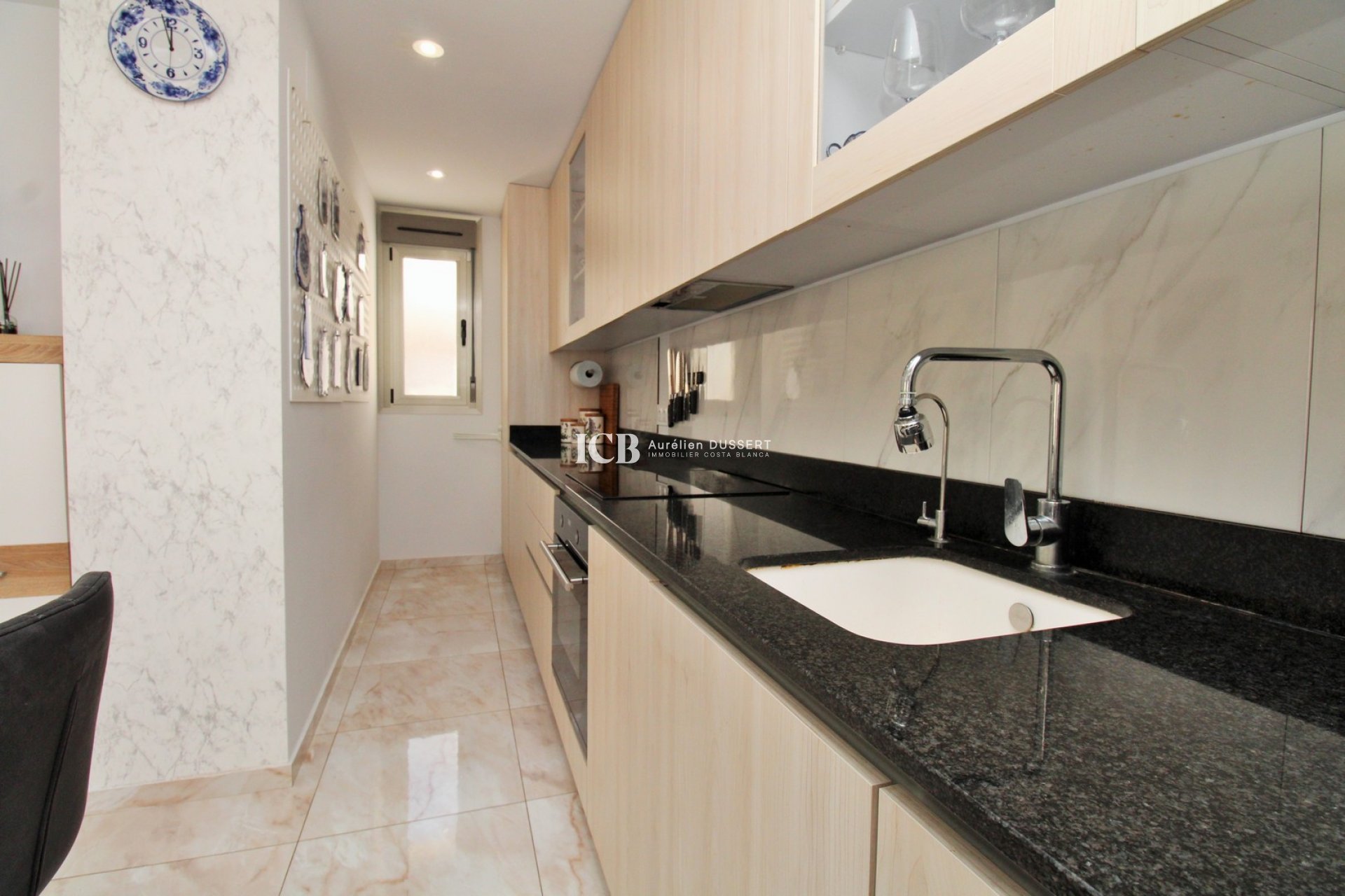 Resale - Villa -
Orihuela Costa - Villamartín