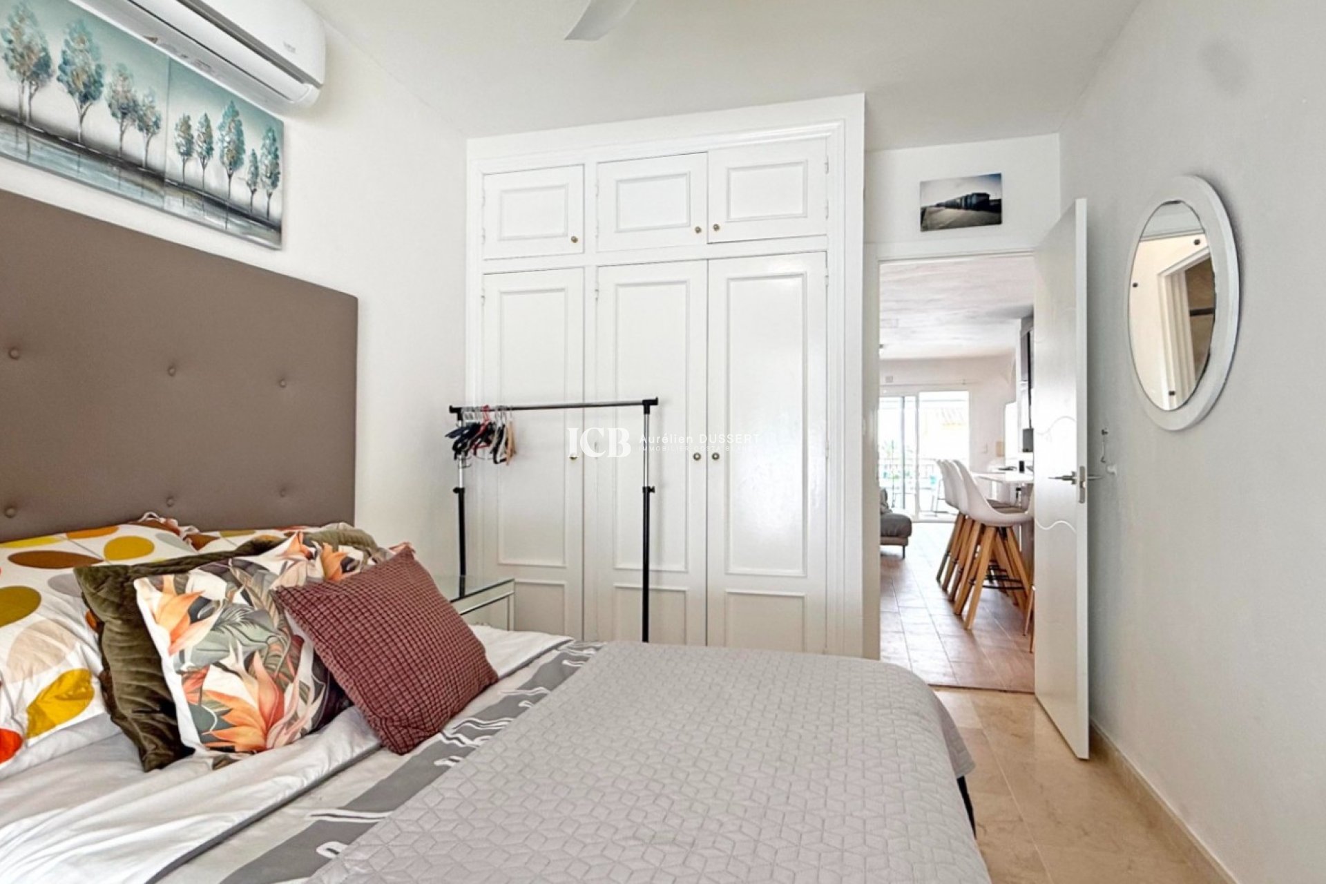Resale - Villa -
Orihuela Costa - Villamartín