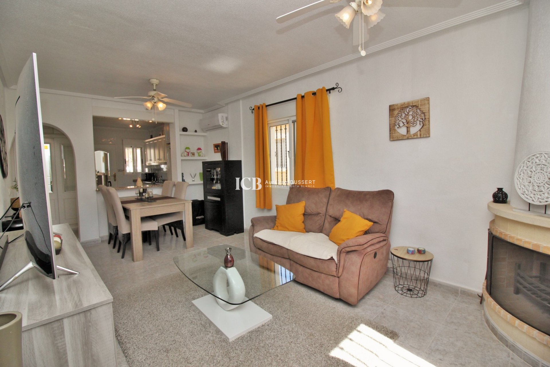 Resale - Villa -
Orihuela Costa - Villamartín