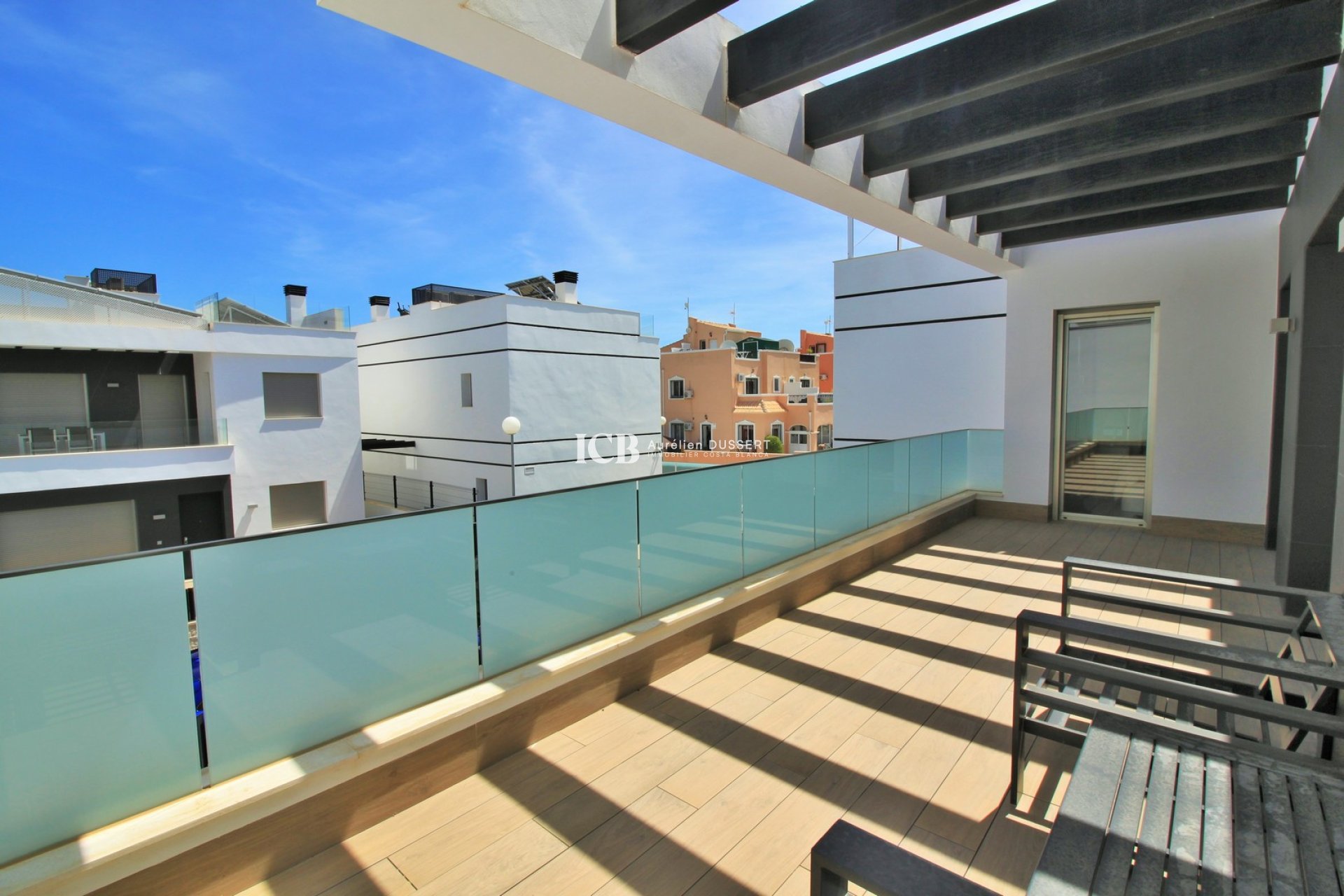 Resale - Villa -
Orihuela Costa - Villamartín