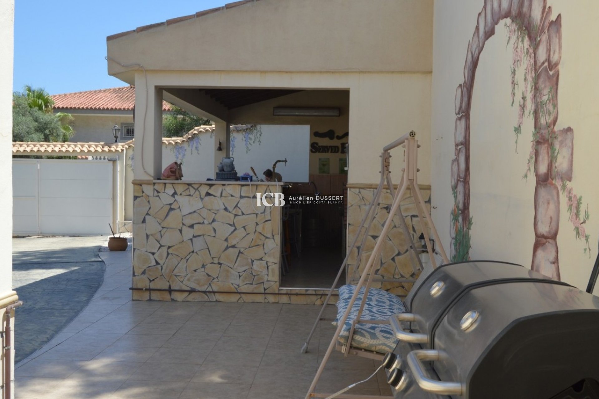 Resale - Villa -
Orihuela Costa - Villamartín