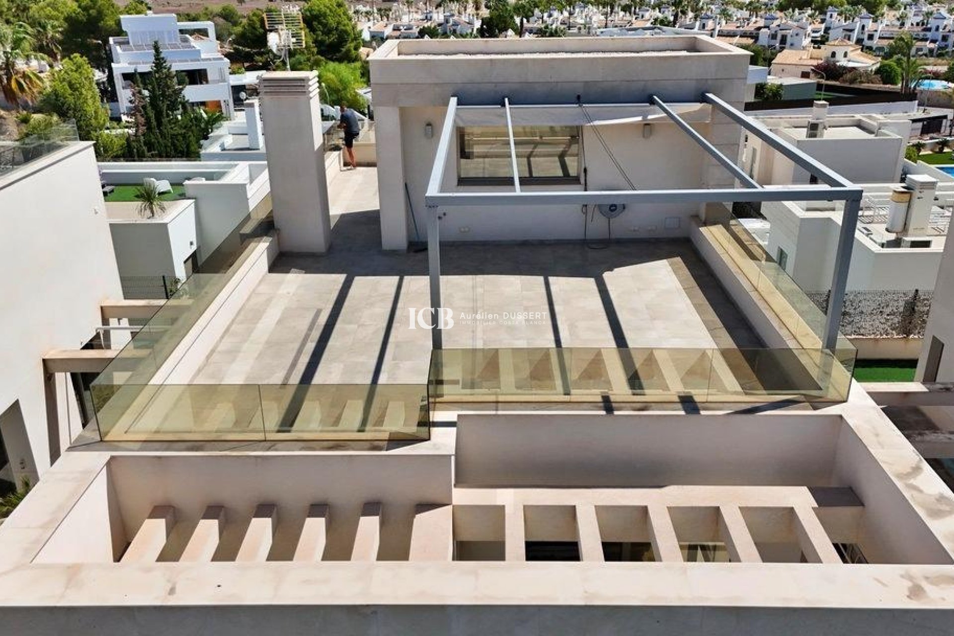 Resale - Villa -
Orihuela Costa