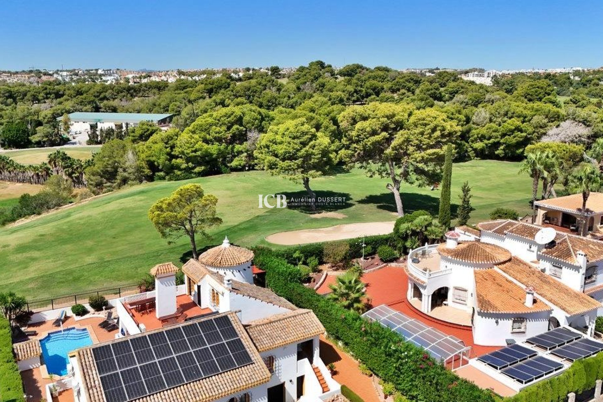 Resale - Villa -
Orihuela Costa