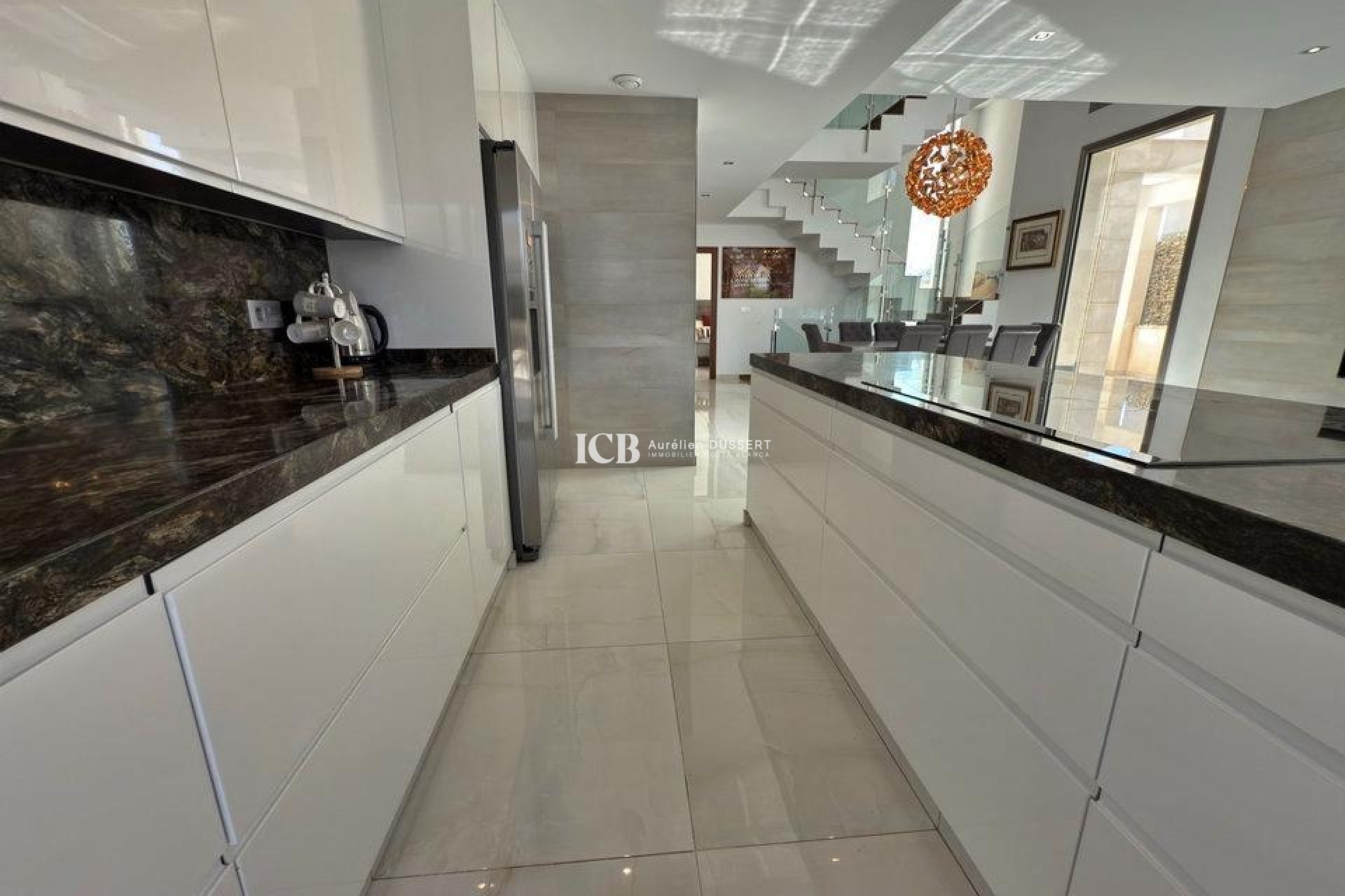 Resale - Villa -
Orihuela Costa