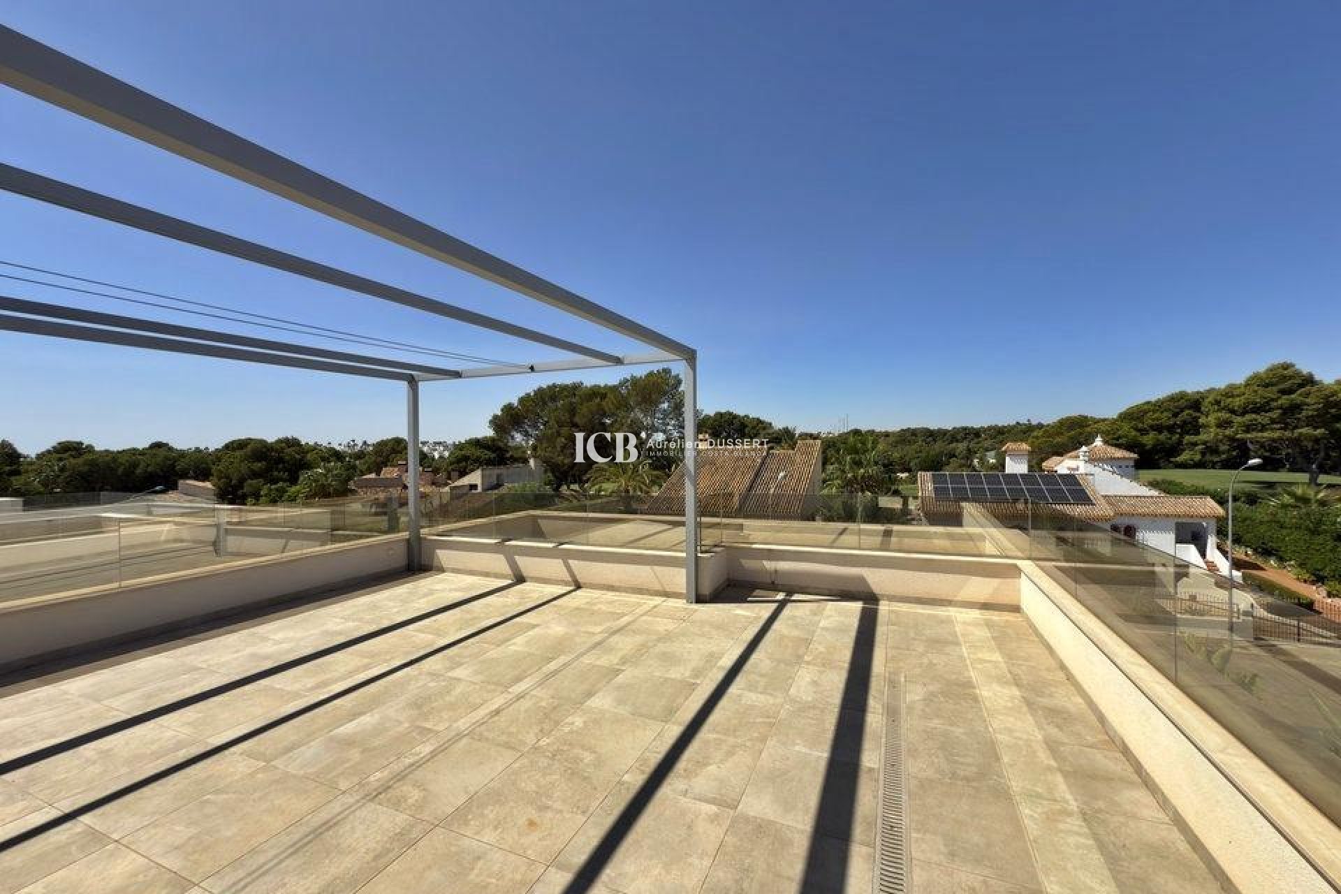 Resale - Villa -
Orihuela Costa