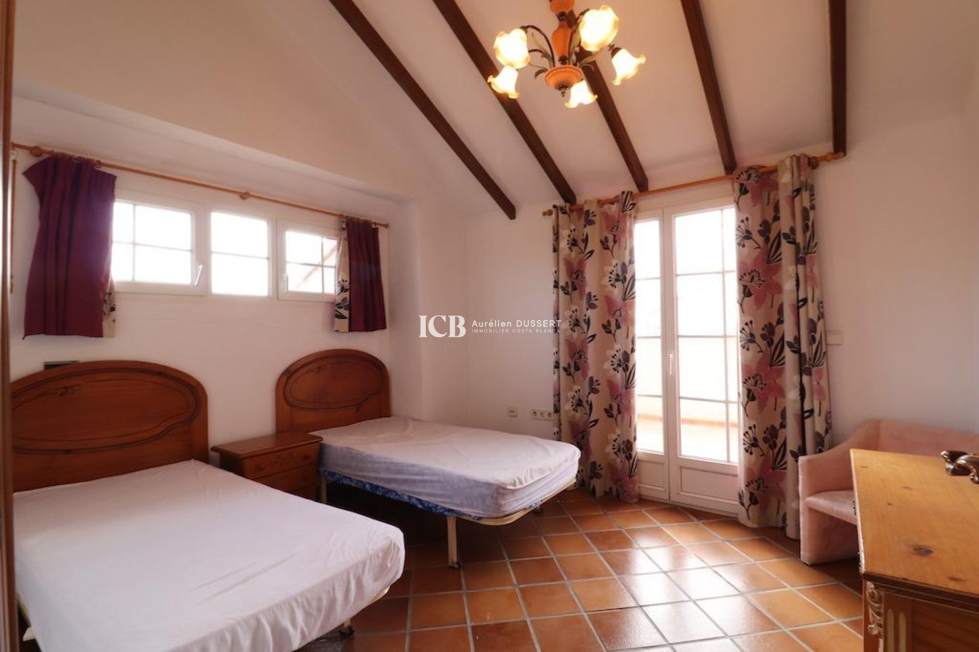 Resale - Villa -
Pilar de la Horadada - RioMar