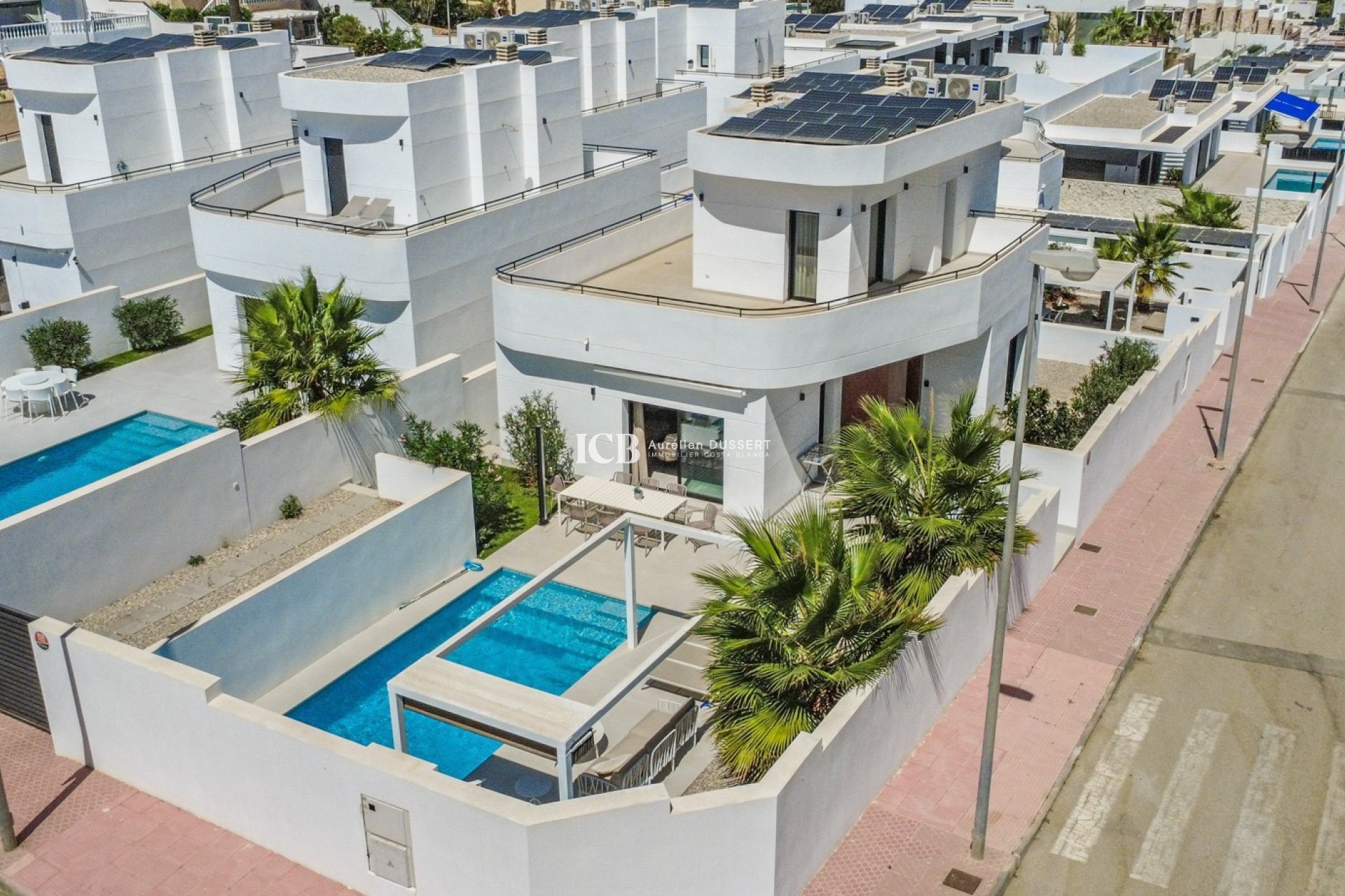 Resale - Villa -
Rojales - Ciudad Quesada