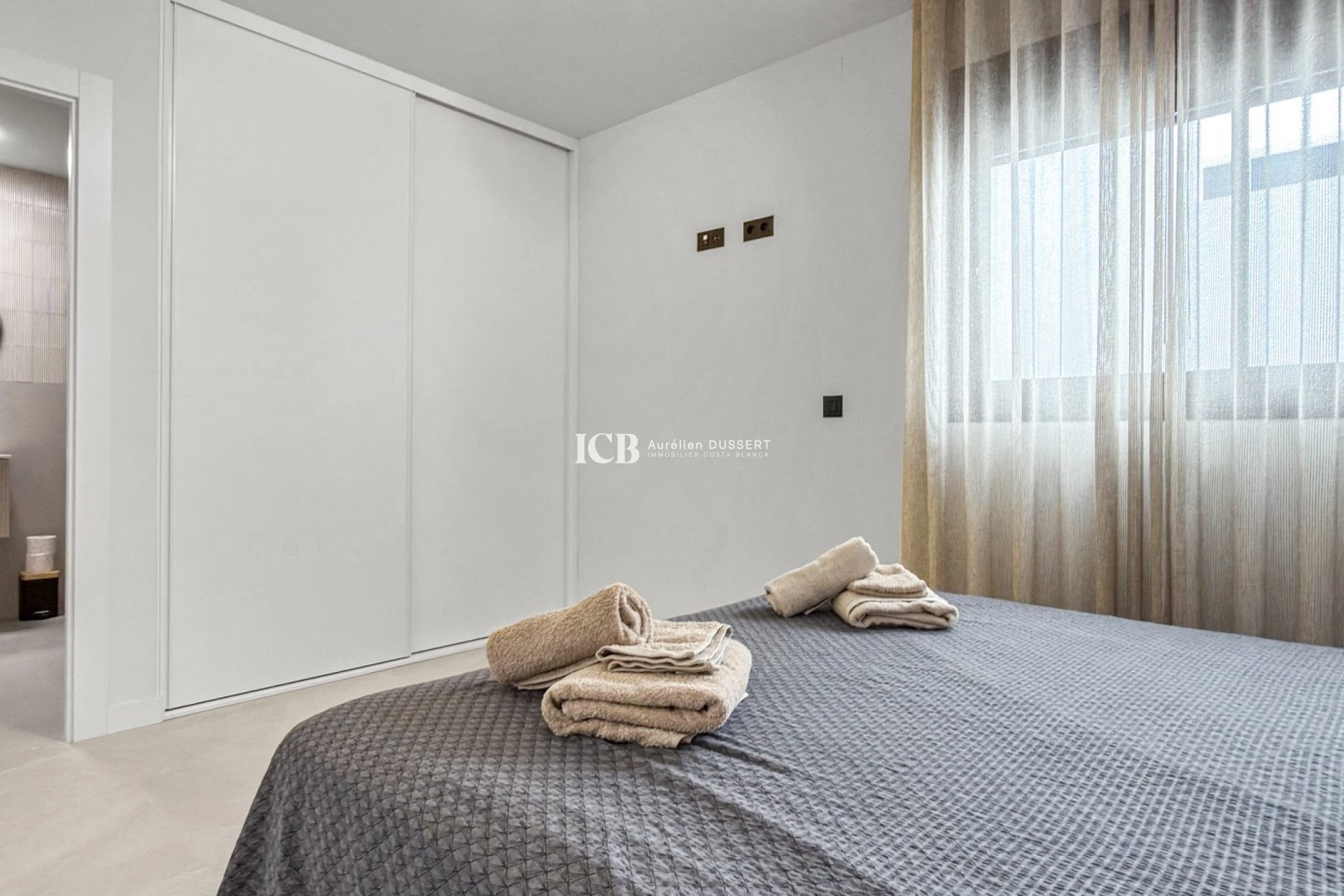 Resale - Villa -
Rojales - Ciudad Quesada